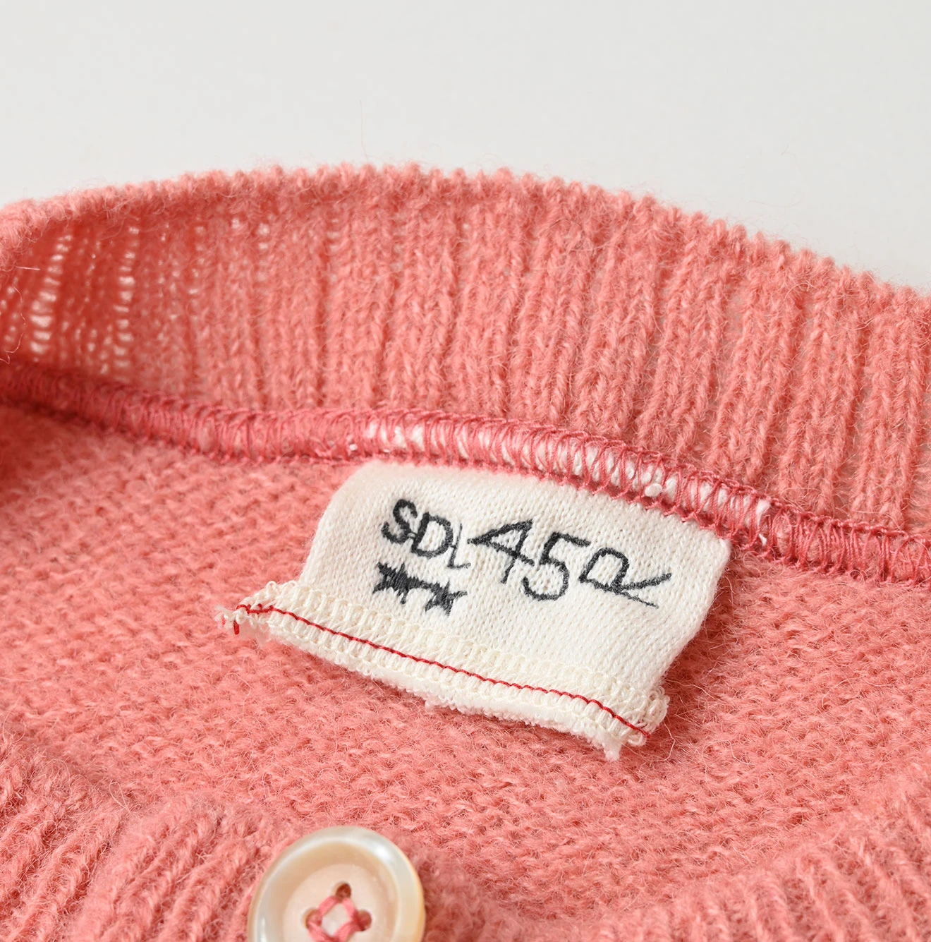 45R(フォーティファイブアール) |シェットランド縮絨のカーディガン