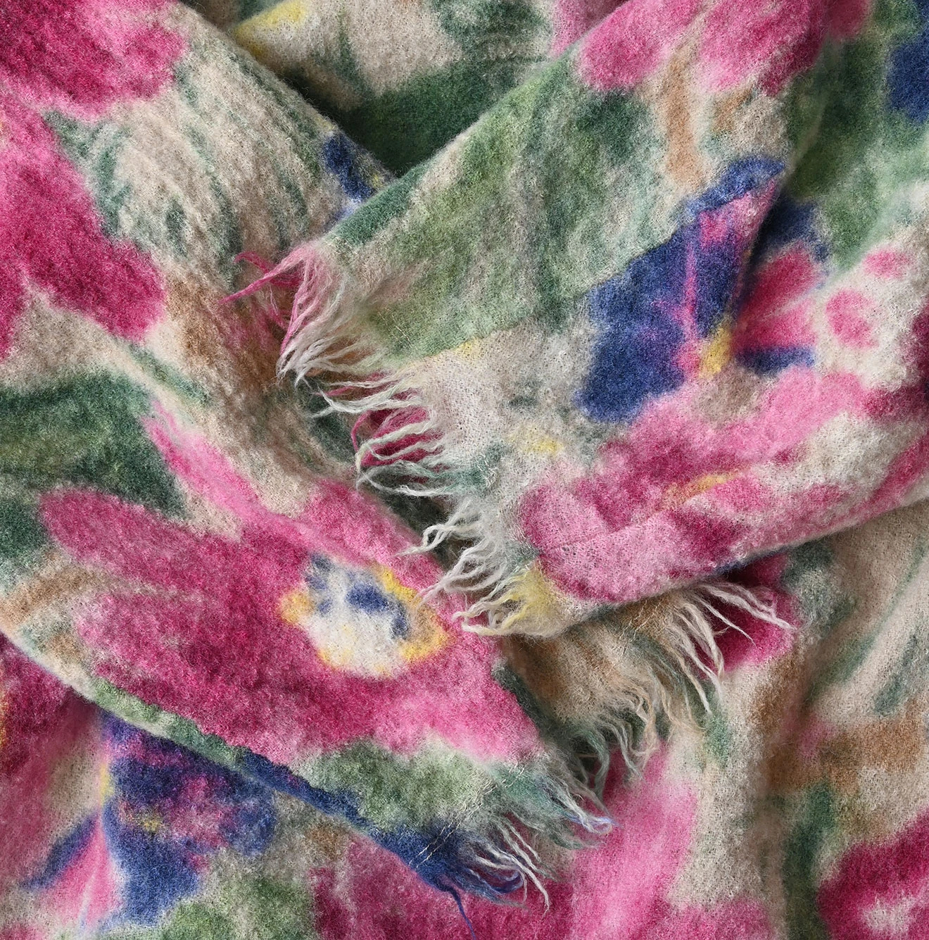 45R(フォーティファイブアール) |縮絨ジャルダンプリントのぽよんブラウス