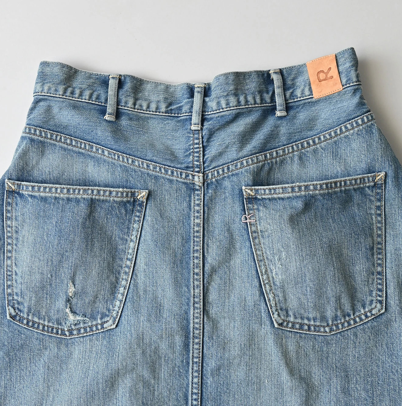 45R(フォーティファイブアール) |ライ麦デニムのクロスオーバースカート遖加工（フルール・清）