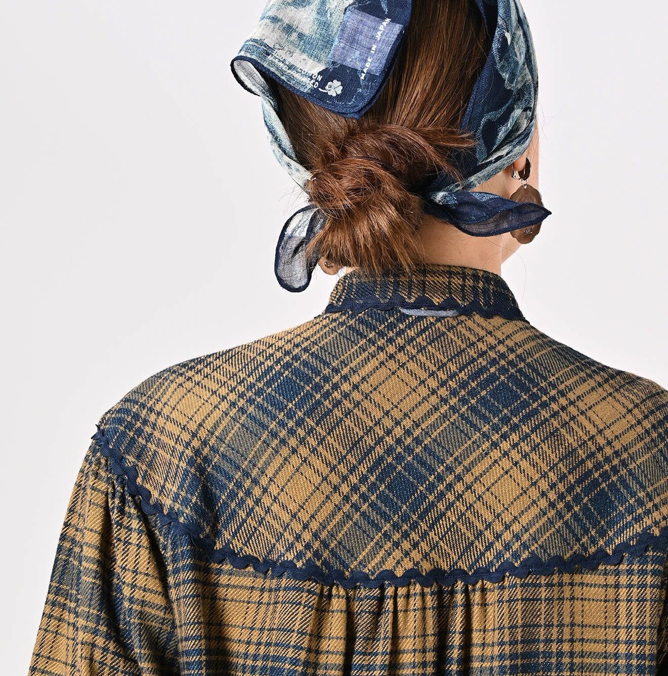 45R(フォーティファイブアール) |ジンバネルのタンバリンブラウス（インディゴ）