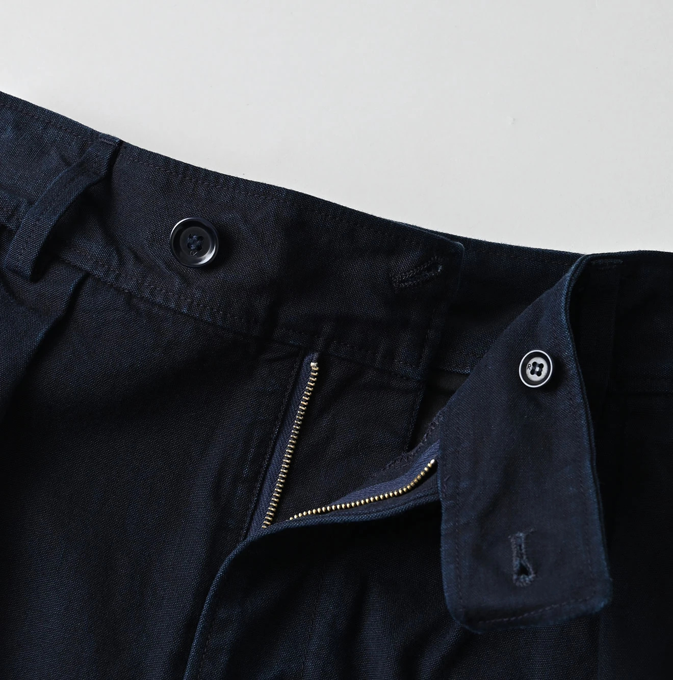 45R(フォーティファイブアール) |高密度ダックのシャルロットタックスカート（インディゴ）