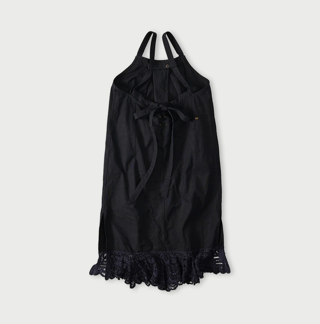 45R(フォーティファイブアール) |高密度ダック×リボンレースのタックタックドレス（インディゴ）