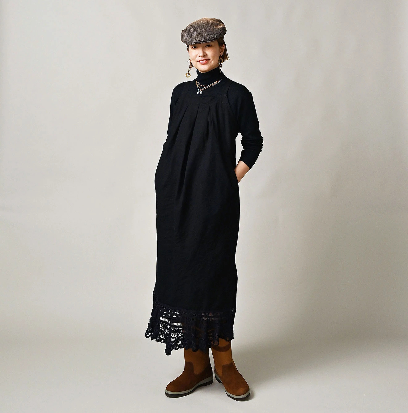 45R(フォーティファイブアール) |高密度ダック×リボンレースのタックタックドレス（インディゴ）