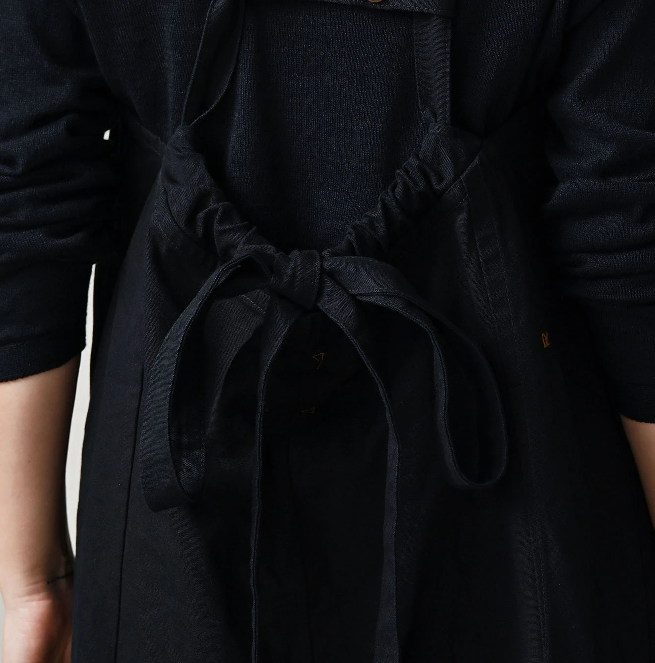 45R(フォーティファイブアール) |高密度ダック×リボンレースのタックタックドレス（インディゴ）