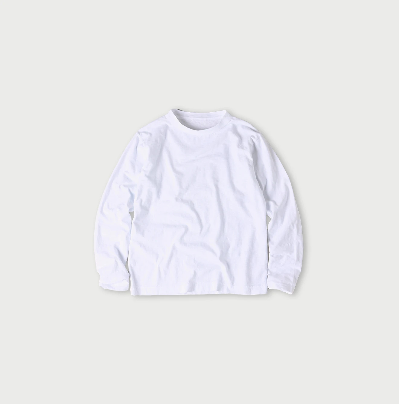 45R（フォーティファイブアール）| 侘助椿ブル刺繍の90845星Tシャツ