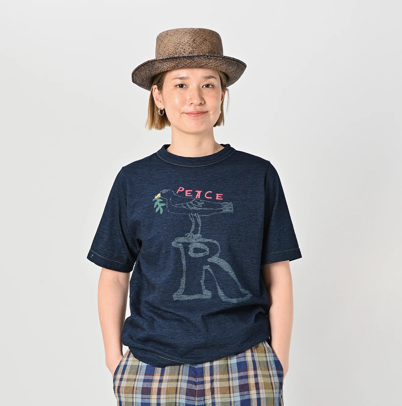 45R ピースバードプリントの90845星Tシャツ スミクロ 45R ピースバードプリントの90845星Tシャツ スミクロ 【公式通販】