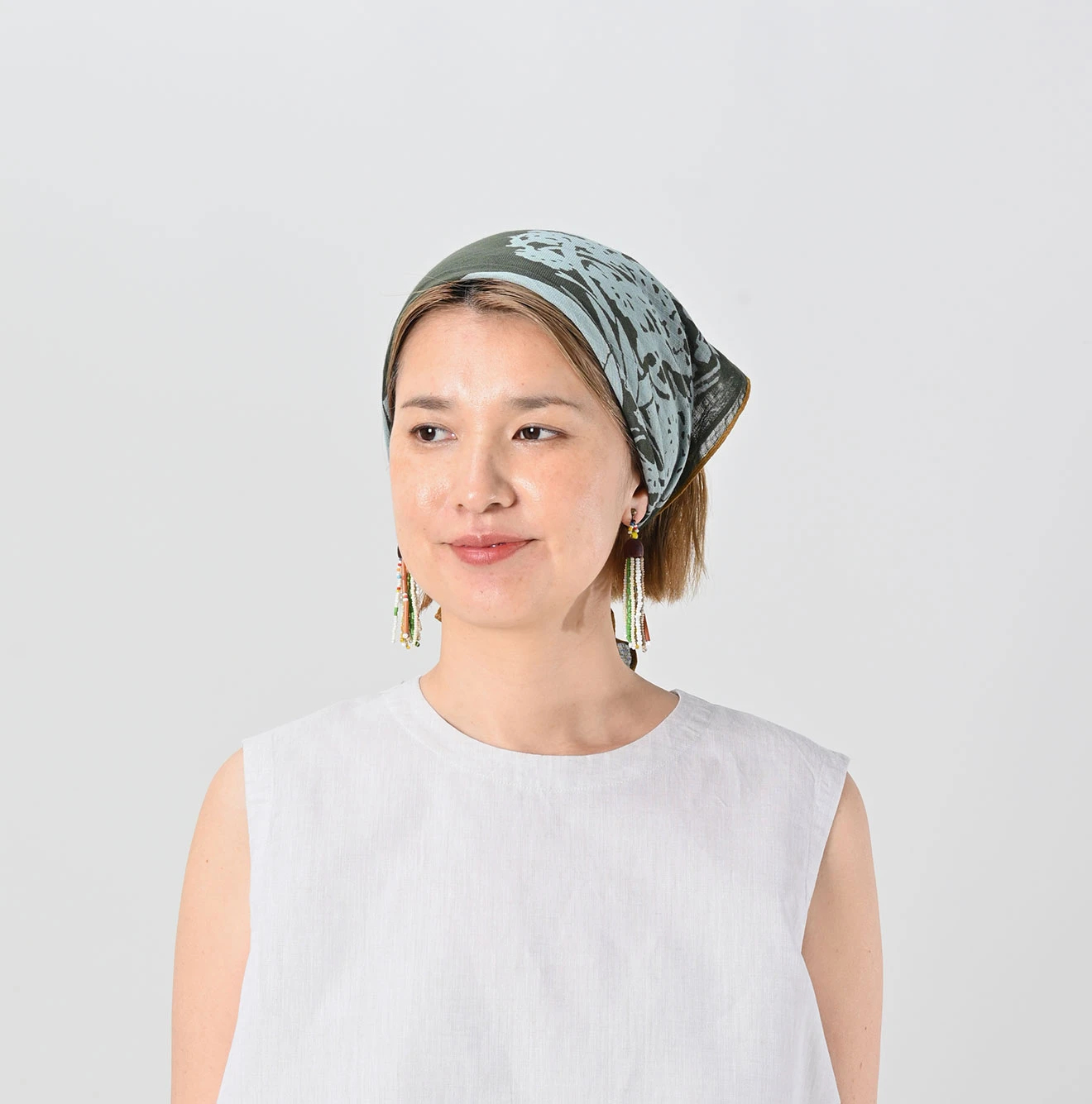 45R(フォーティファイブアール) |ロータスプリントのガーゼバンダナ