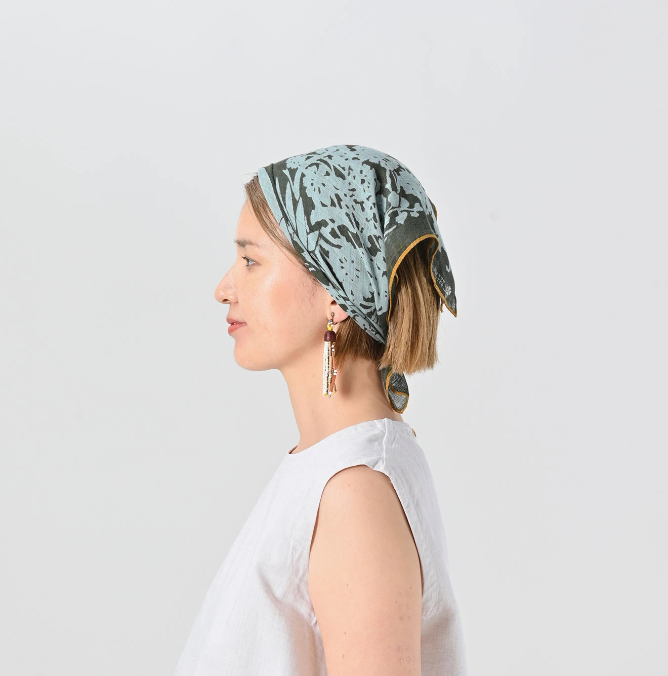 45R(フォーティファイブアール) |ロータスプリントのガーゼバンダナ