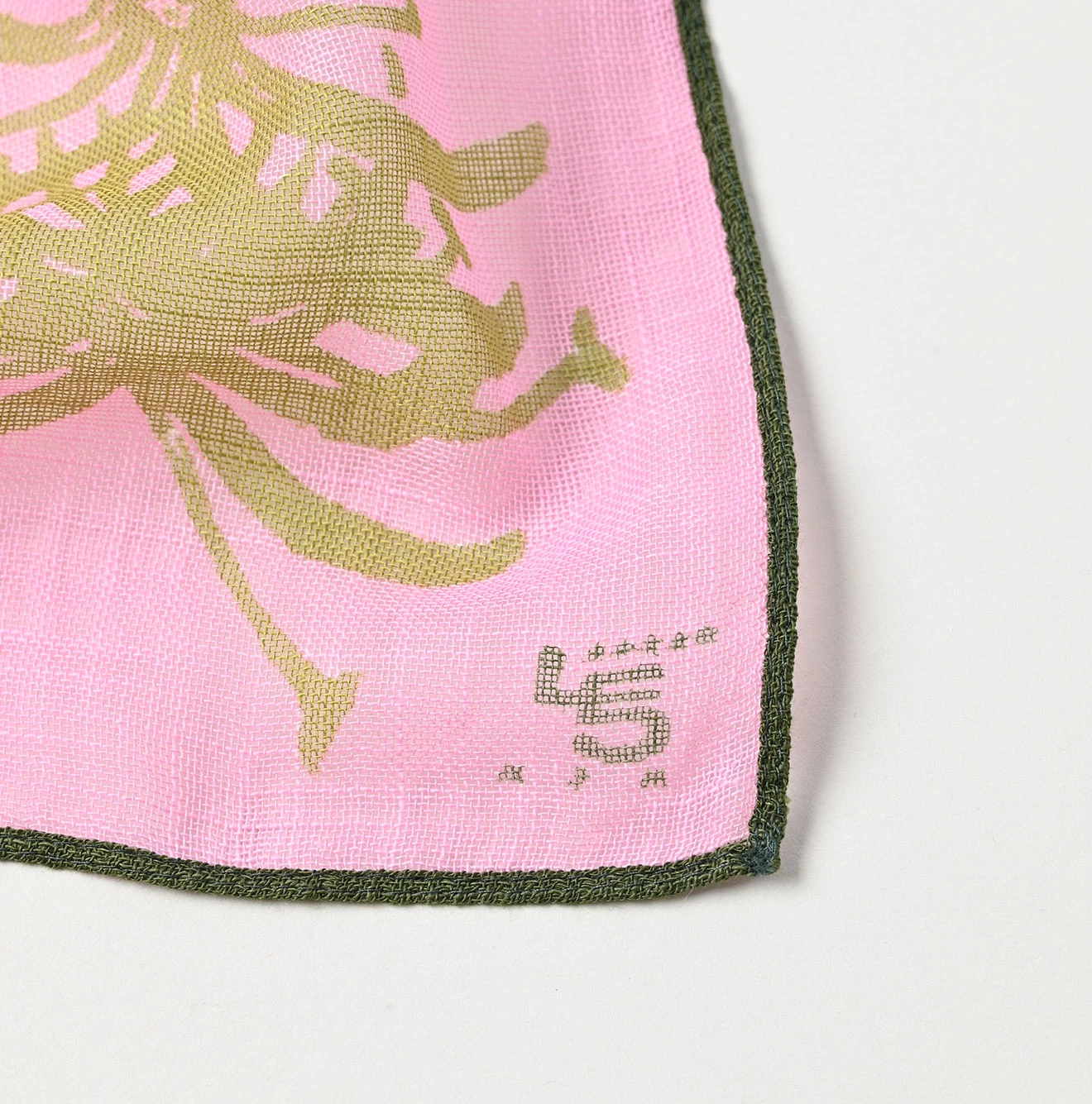 45R(フォーティファイブアール) |ロータスプリントのガーゼバンダナ