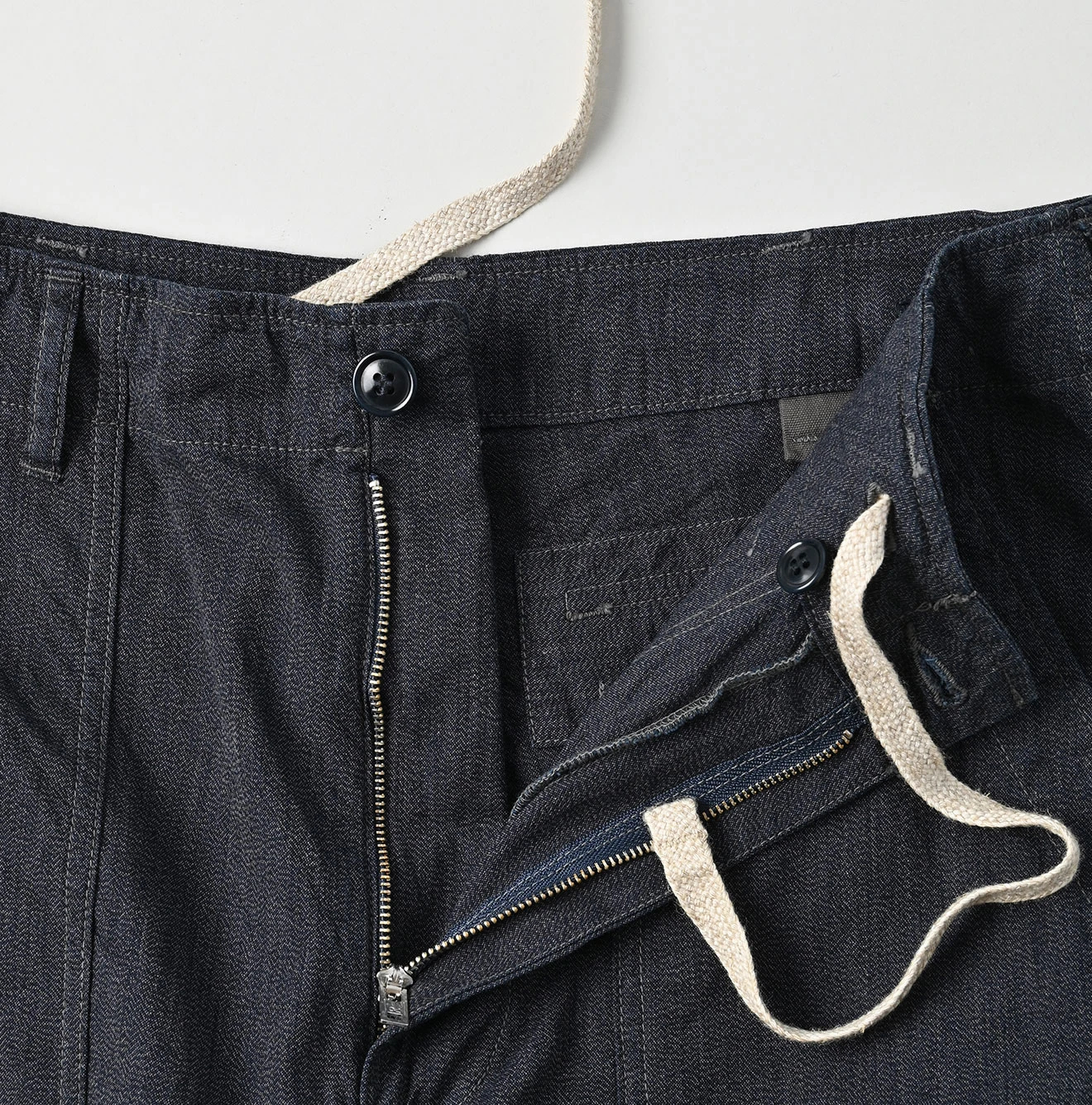 45R(フォーティファイブアール) |撚杢平の908ベイカーショートパンツ（インディゴ）