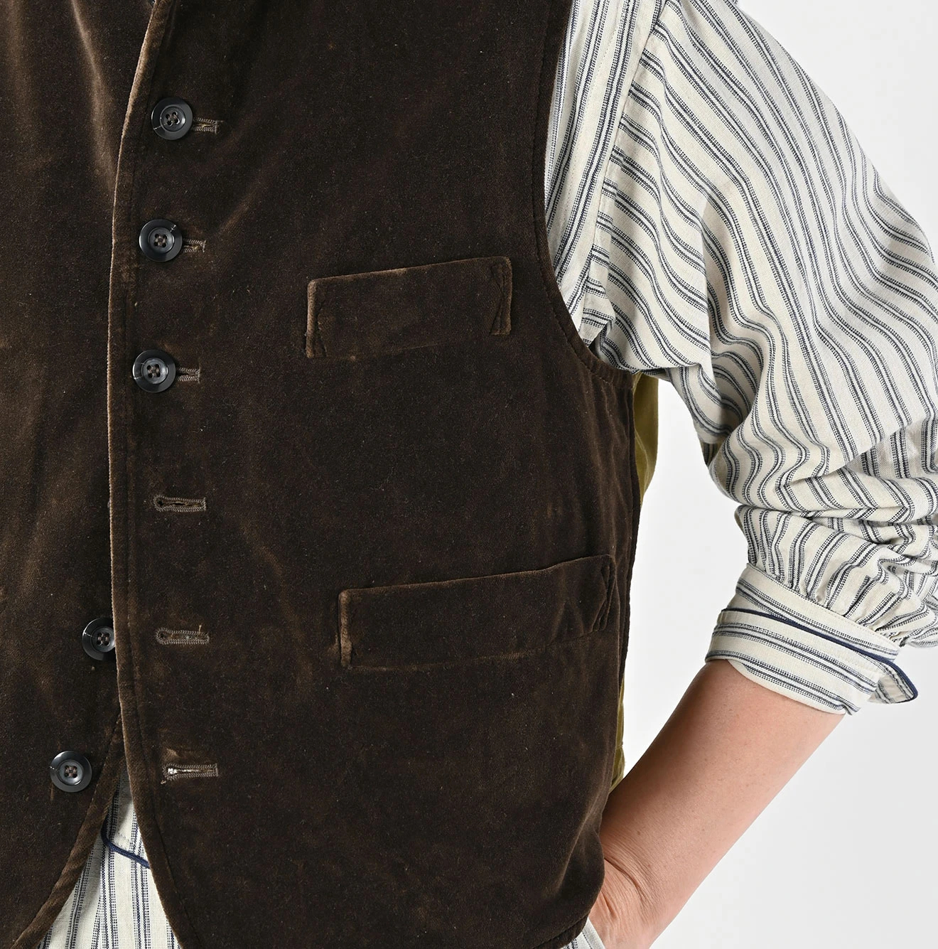 45R(フォーティファイブアール) |ベルベットの908スタンドベスト