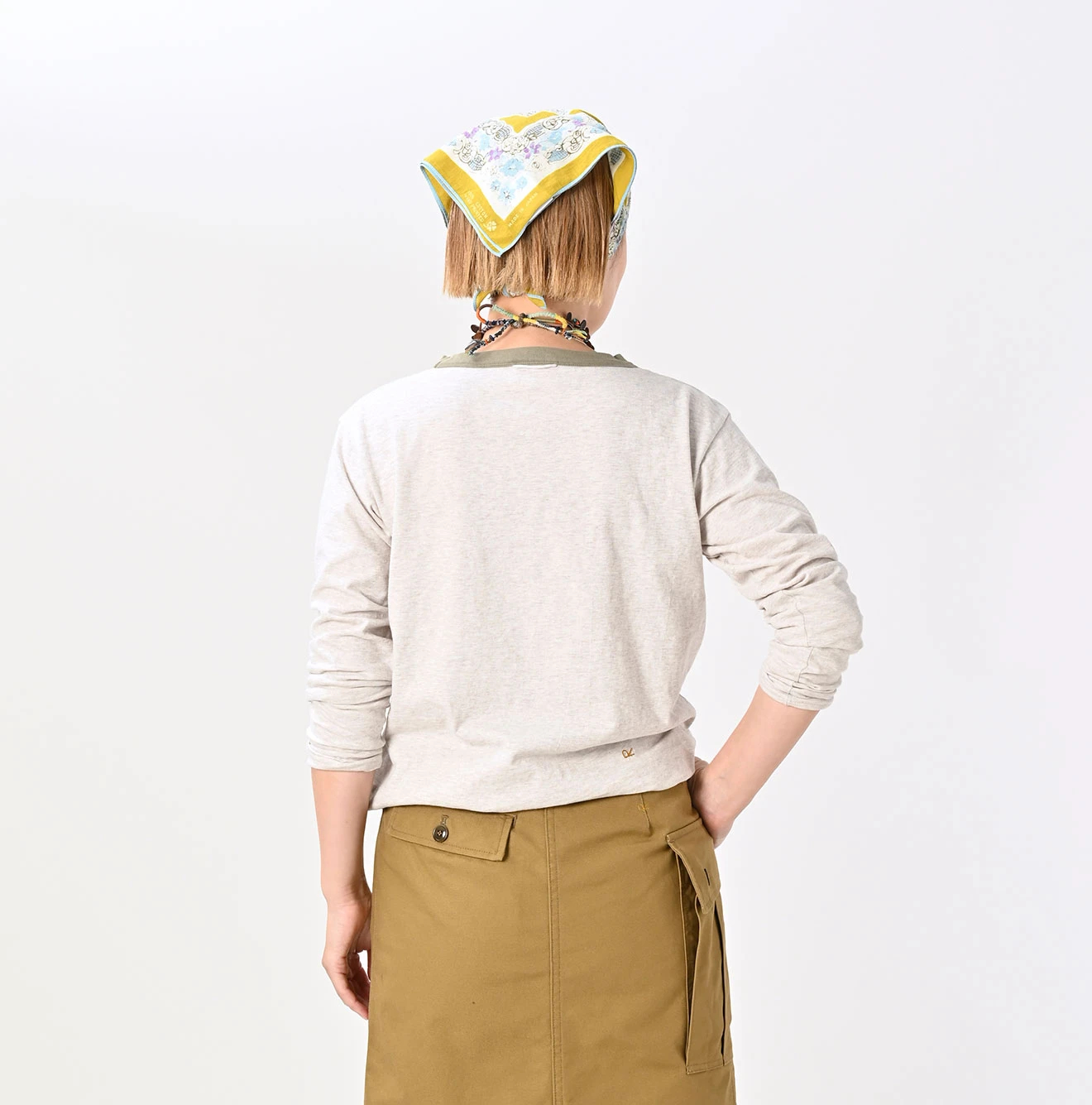 45R(フォーティファイブアール) |ゴートンくんベタッチプリントの908クレリックTシャツ（トップ）