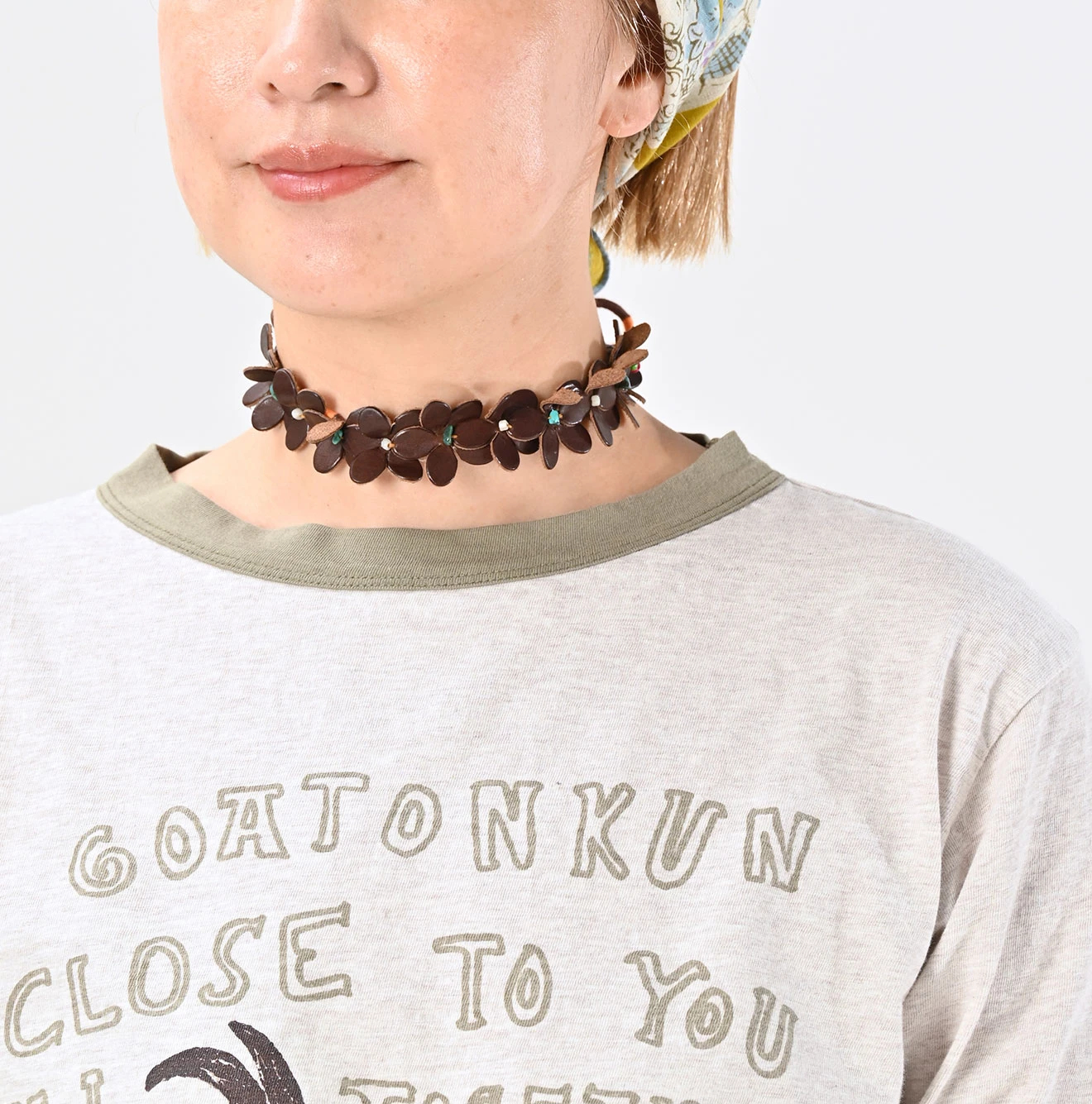 45R(フォーティファイブアール) |ゴートンくんベタッチプリントの908クレリックTシャツ（トップ）