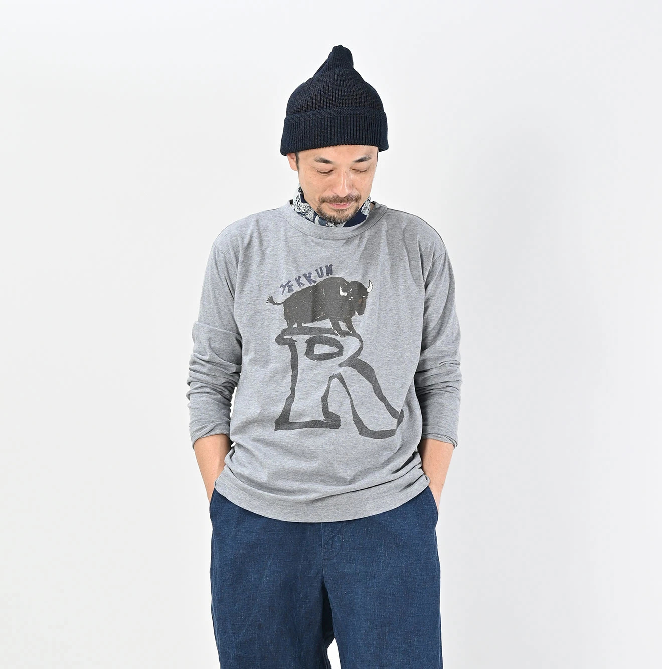 45R(フォーティファイブアール) |ヤックんべタッチプリントの908Tシャツ（トップ）