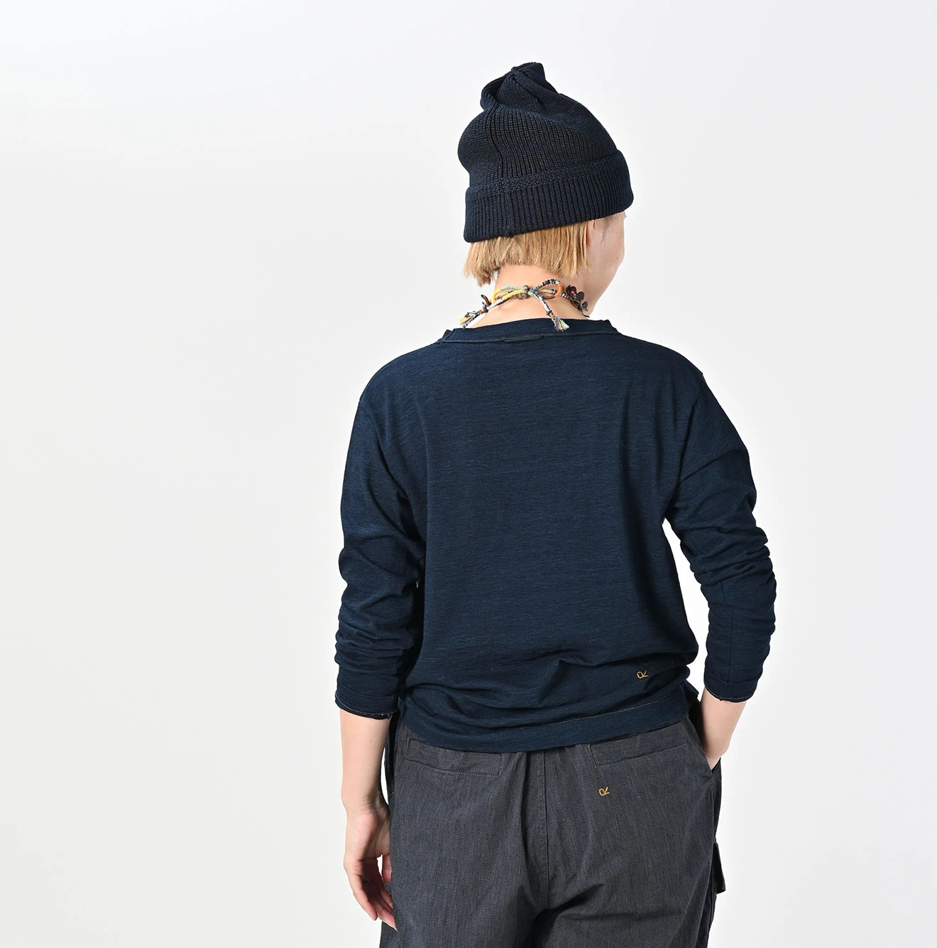 45R(フォーティファイブアール) |ヤックんべタッチプリントの908Tシャツ（インディゴ）