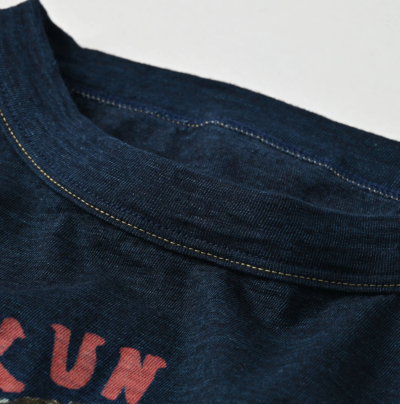 45R(フォーティファイブアール) |ヤックんべタッチプリントの908Tシャツ（インディゴ）