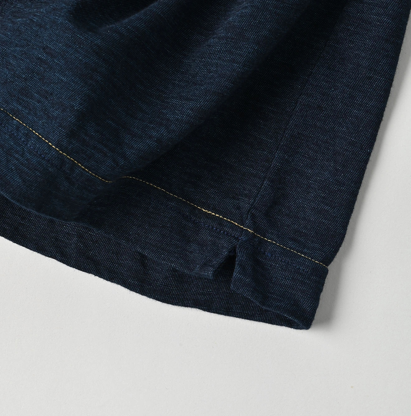 45R(フォーティファイブアール) |ヤックんべタッチプリントの908Tシャツ（インディゴ）