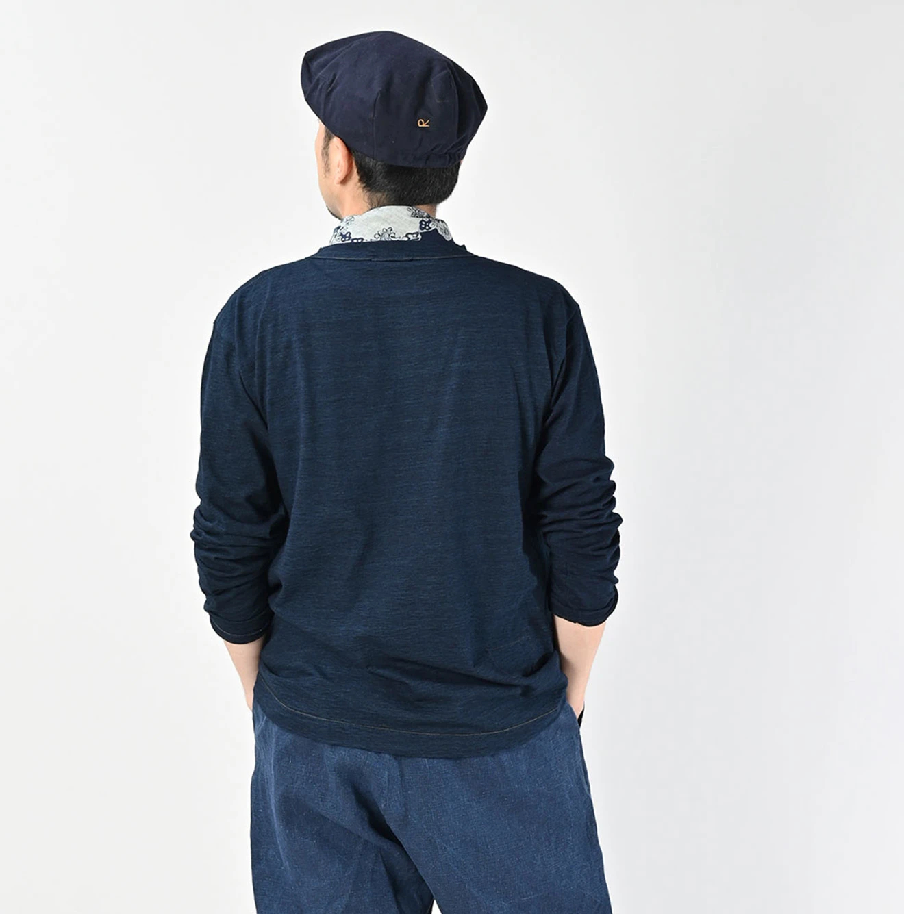 45R(フォーティファイブアール) |IN THE RAWベタッチプリントの908Tシャツ（インディゴ）