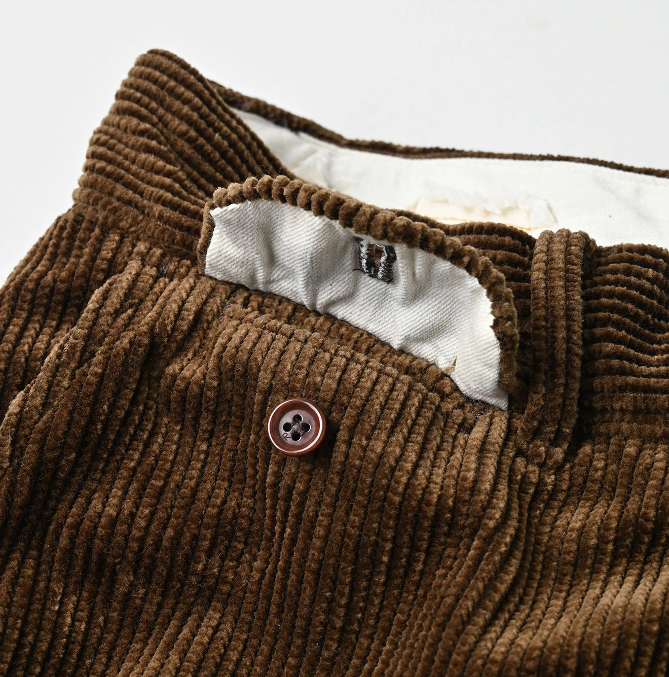 45R(フォーティファイブアール) |セルビッチコーデュロイの908ニームパンツ