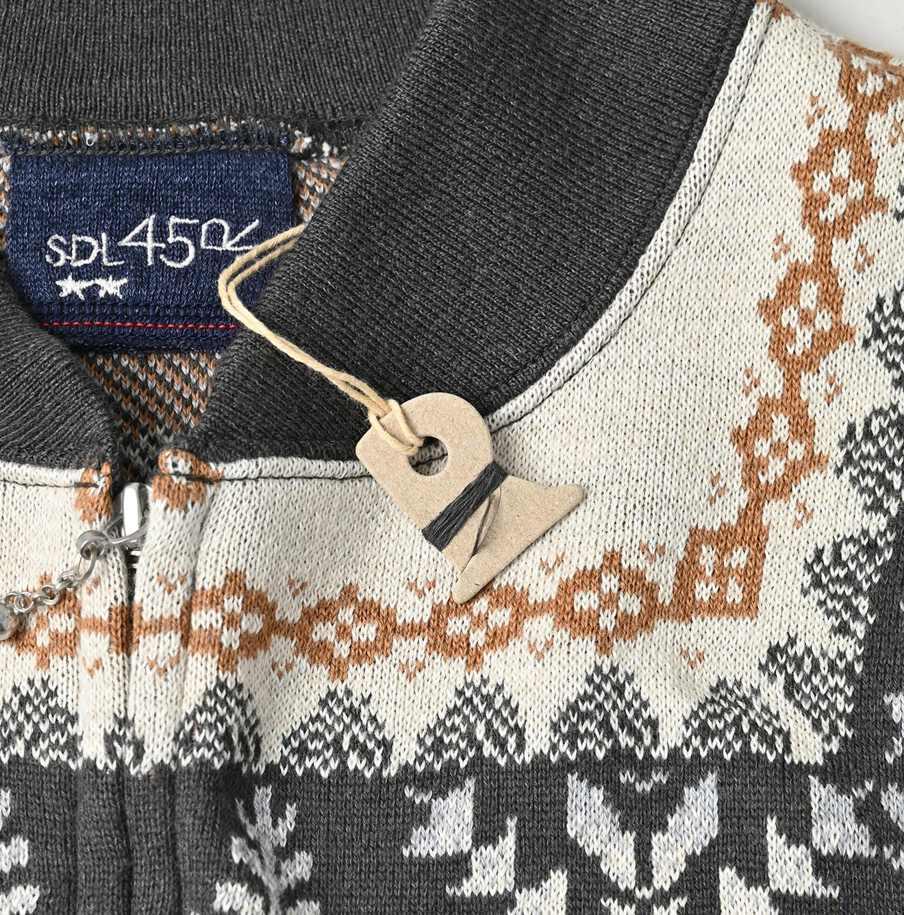 45R（フォーティファイブアール）| 雪柄ジャカードスムースの908