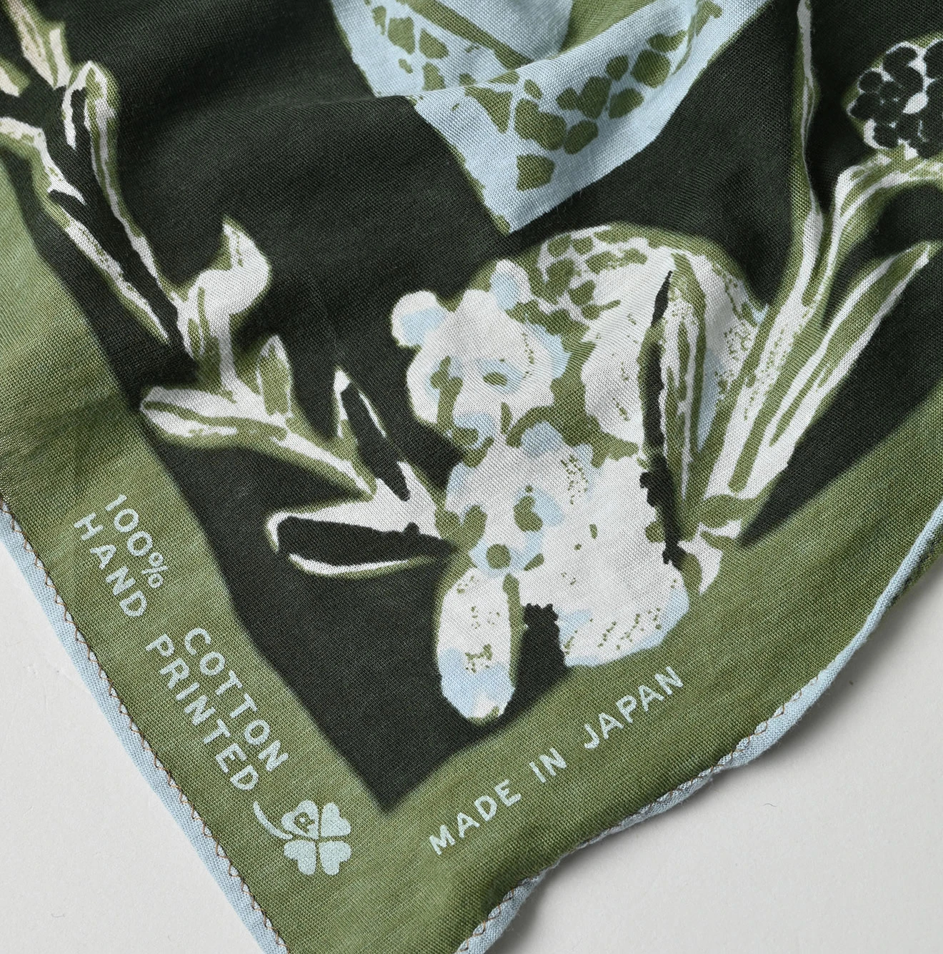 45R(フォーティファイブアール) |天竺ワンダーランドプリントのバンダナ