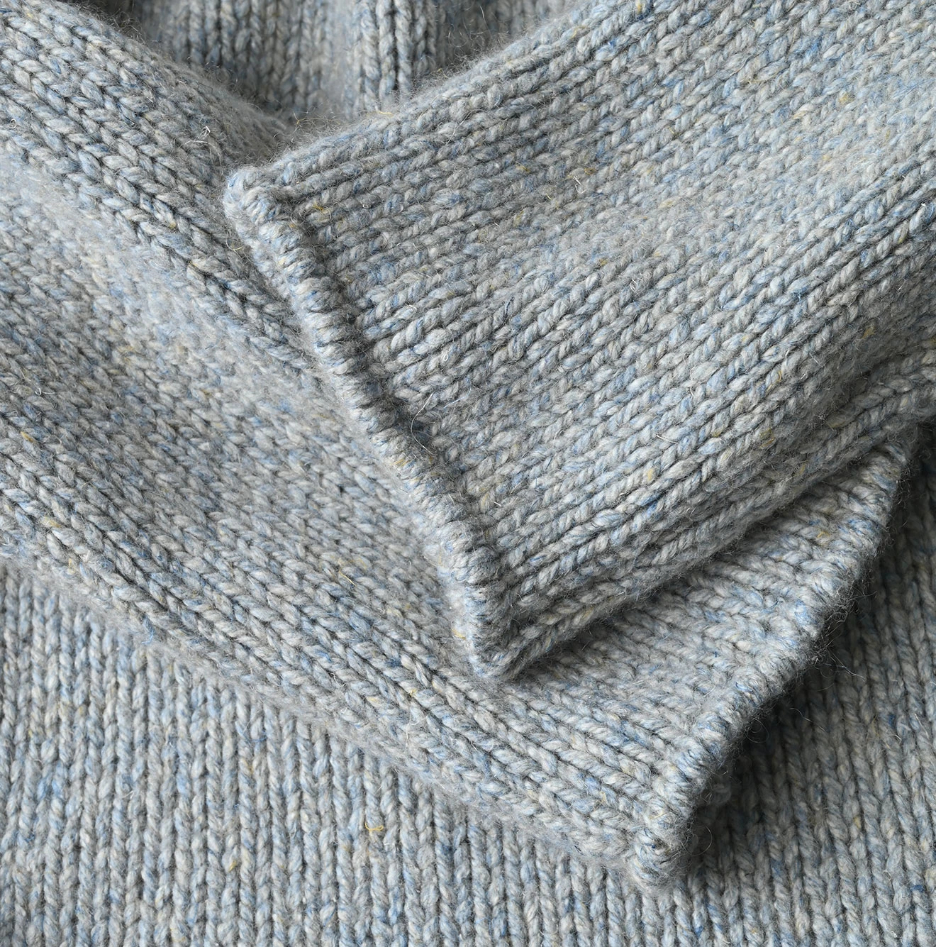 45R（フォーティファイブアール）| カシミヤリネンのMタートル Sweater