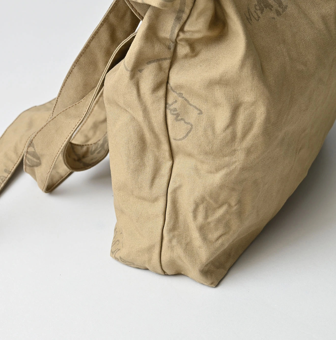 45R(フォーティファイブアール) |ダック落書きプリントの45星トート（中）