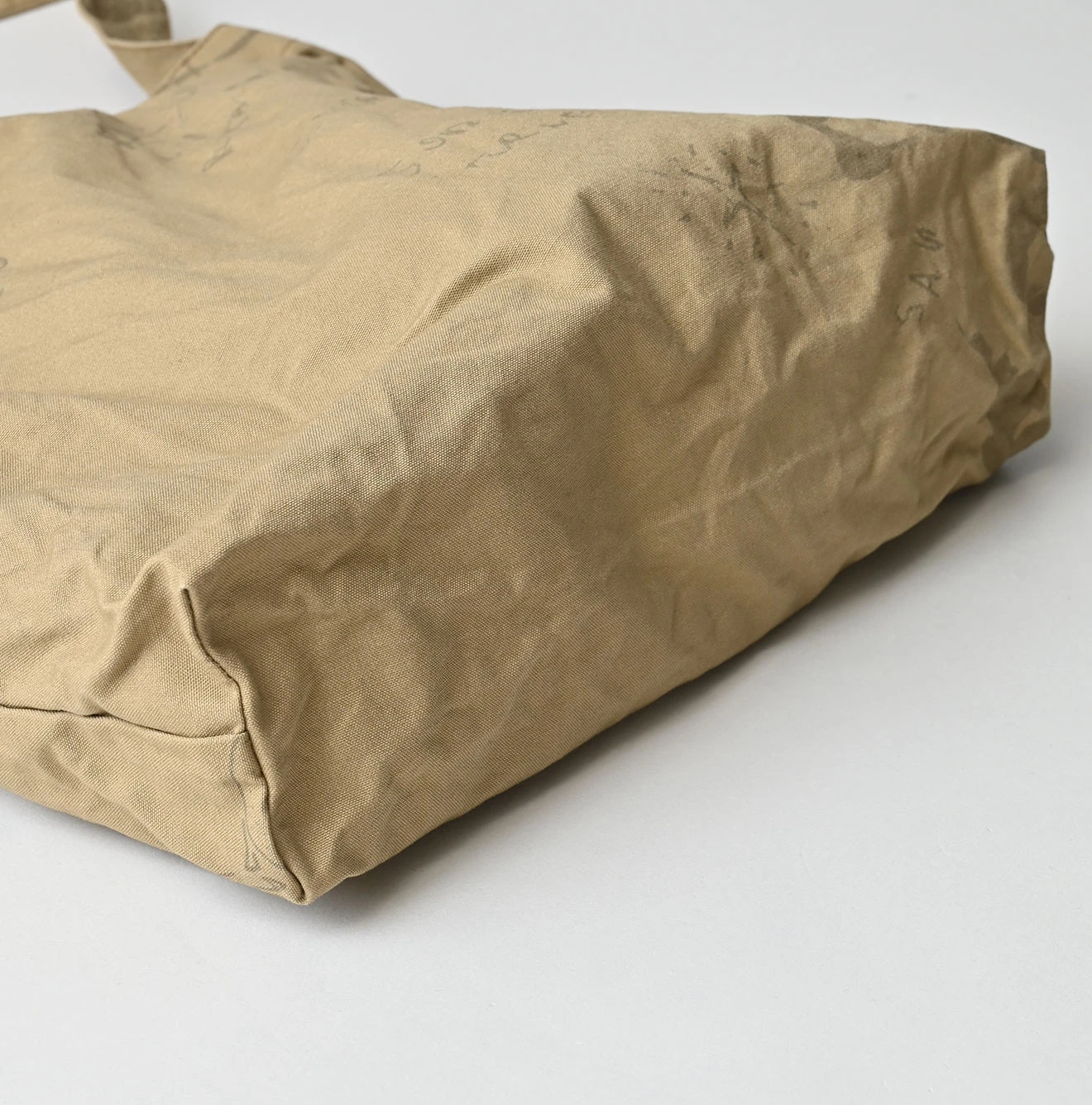 45R(フォーティファイブアール) |ダック落書きプリントの45星トート（中）