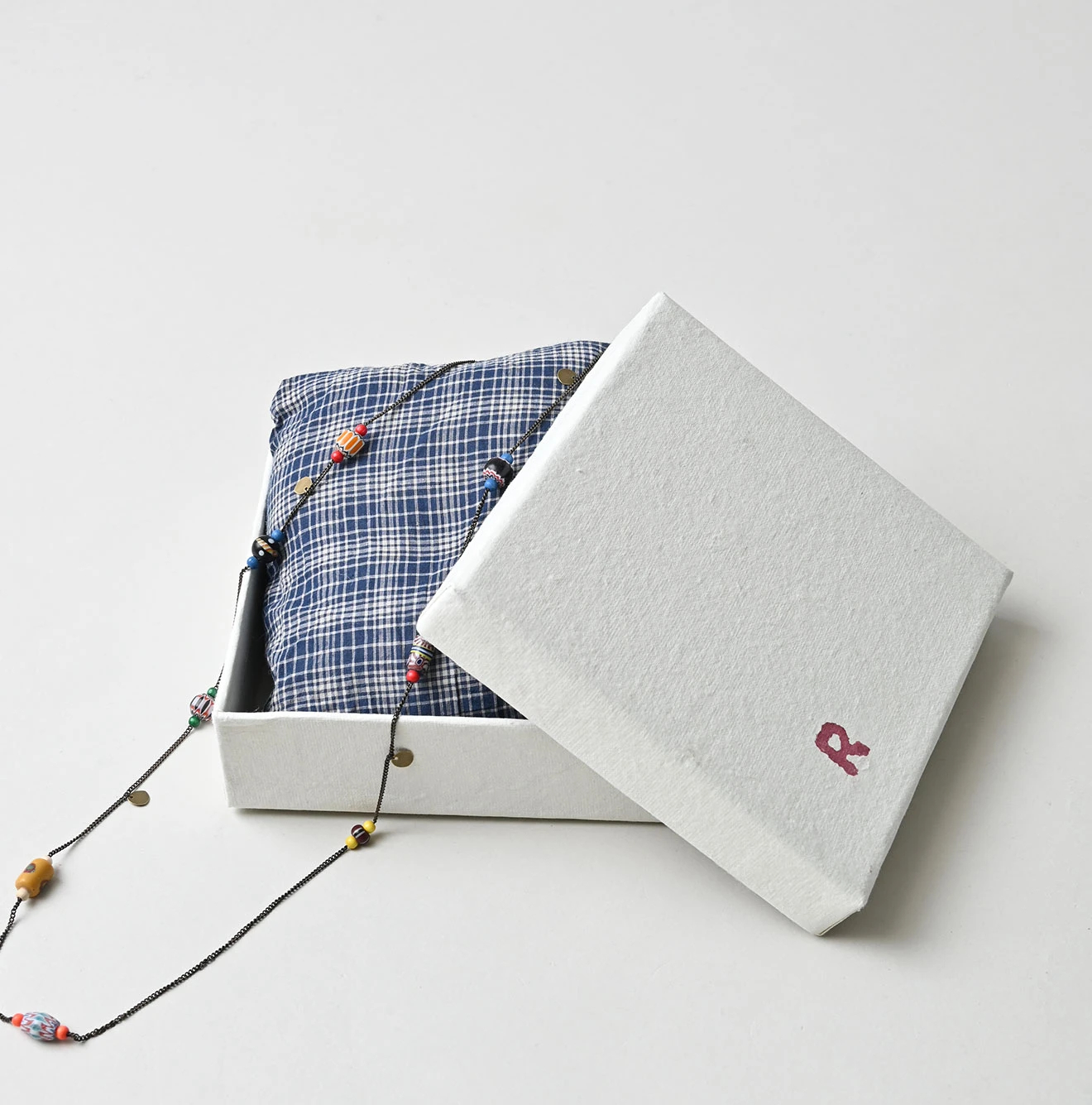 45R(フォーティファイブアール) |トンボ玉のネックレス