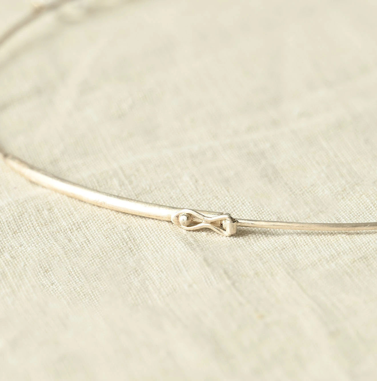 45R(フォーティファイブアール) |パトアシュ ストーン×シルバーのチョーカー