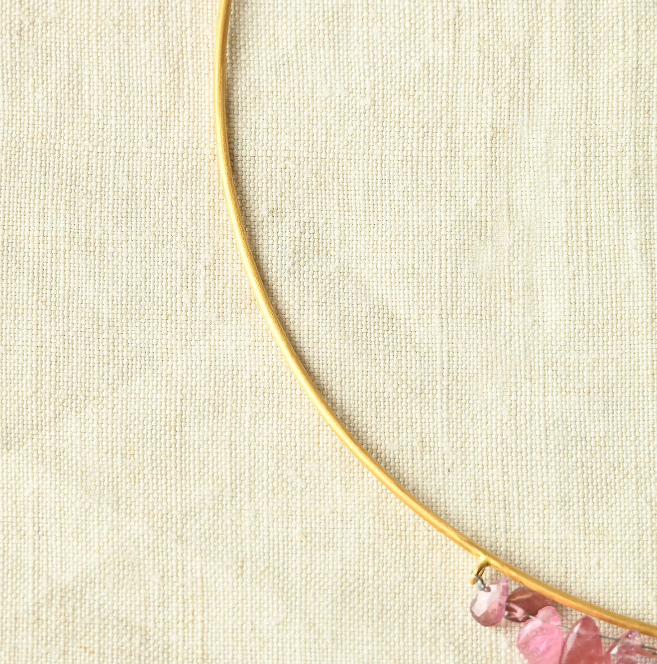 45R(フォーティファイブアール) |パトアシュ ストーン×ゴールドのチョーカー