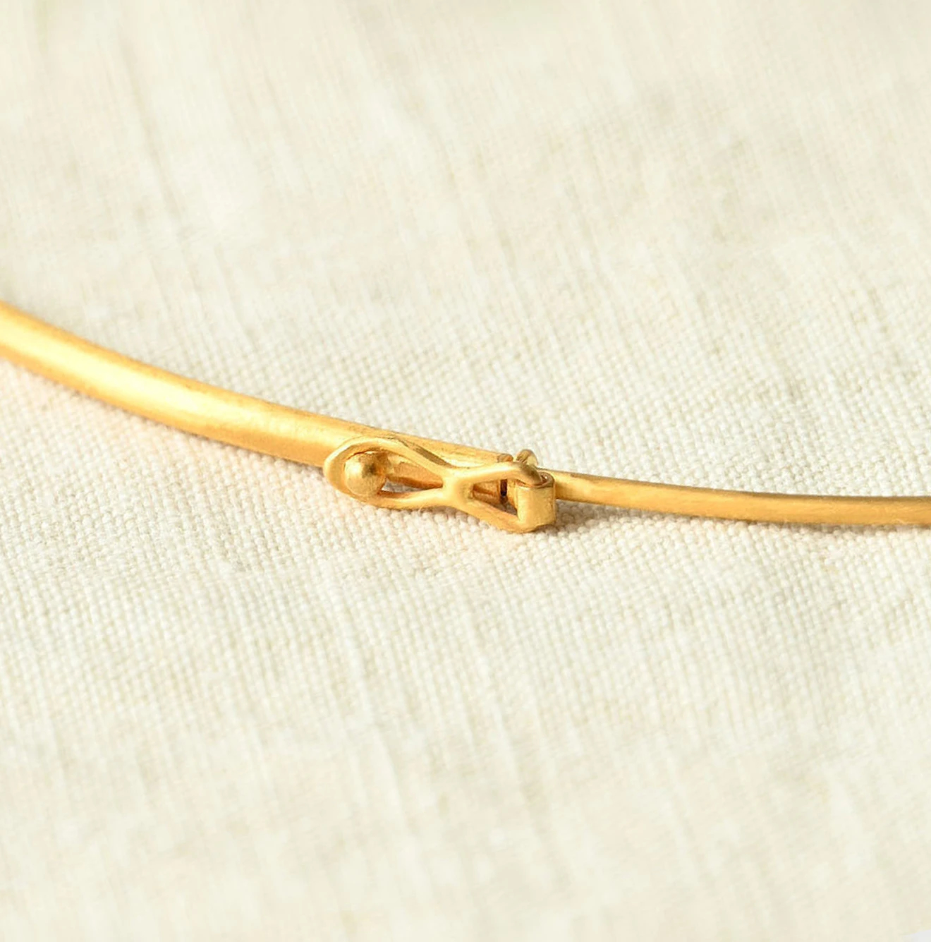 45R(フォーティファイブアール) |パトアシュ ストーン×ゴールドのチョーカー