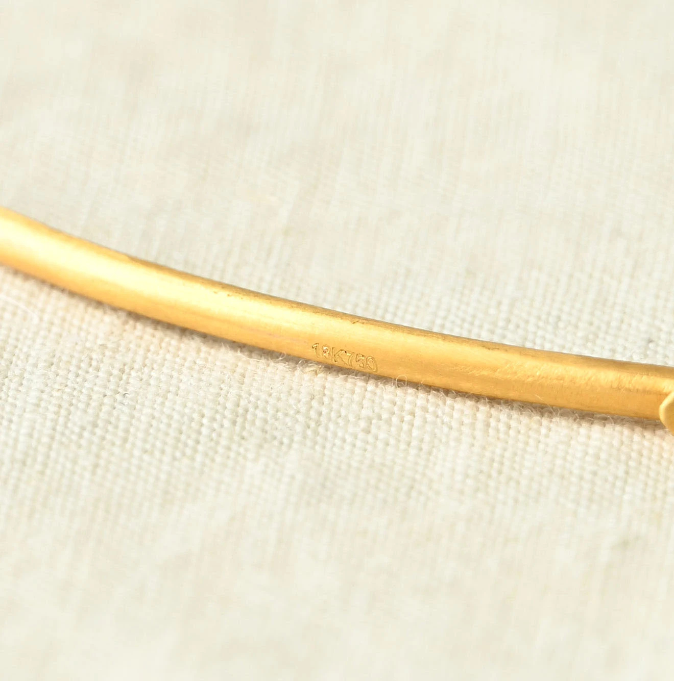 45R(フォーティファイブアール) |パトアシュ ストーン×ゴールドのチョーカー