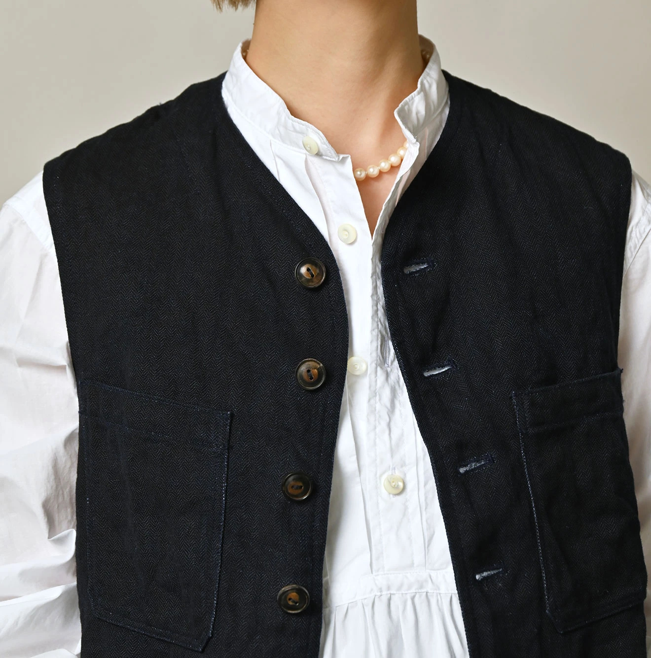 45R(フォーティファイブアール) |リネンヘリンボンの908ベスト（インディゴ）