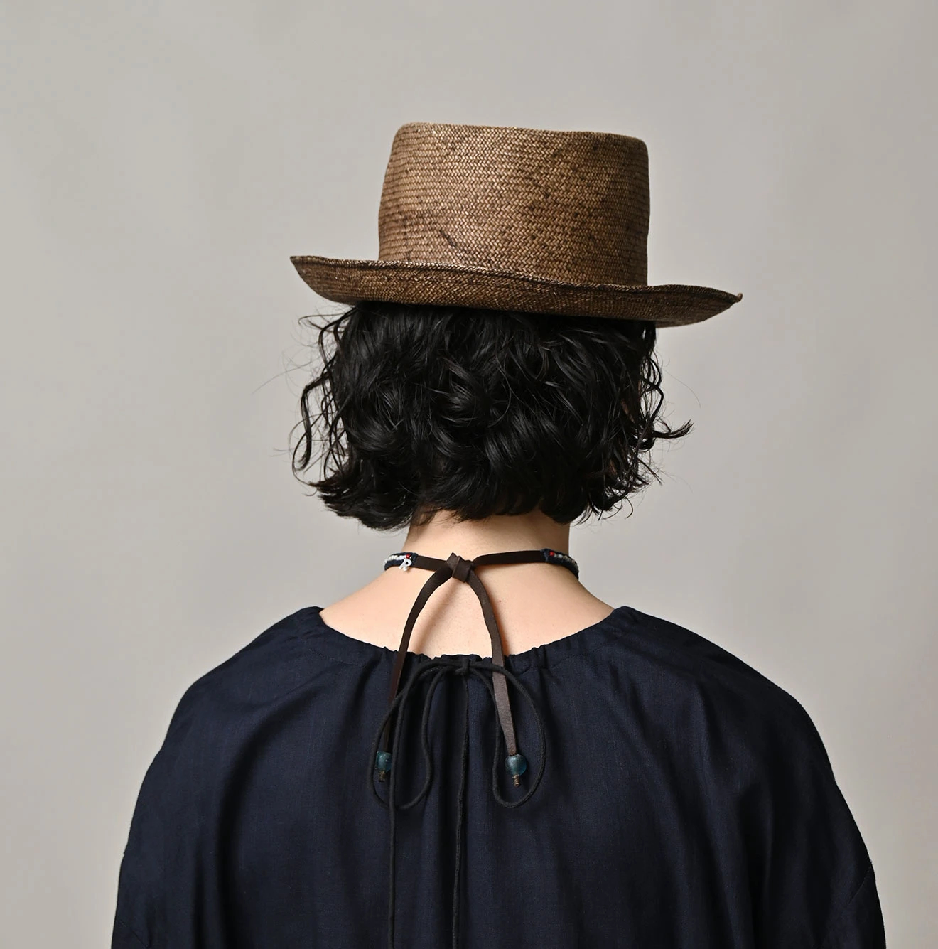 45R(フォーティファイブアール) |トンボ玉のレザーチョーカー