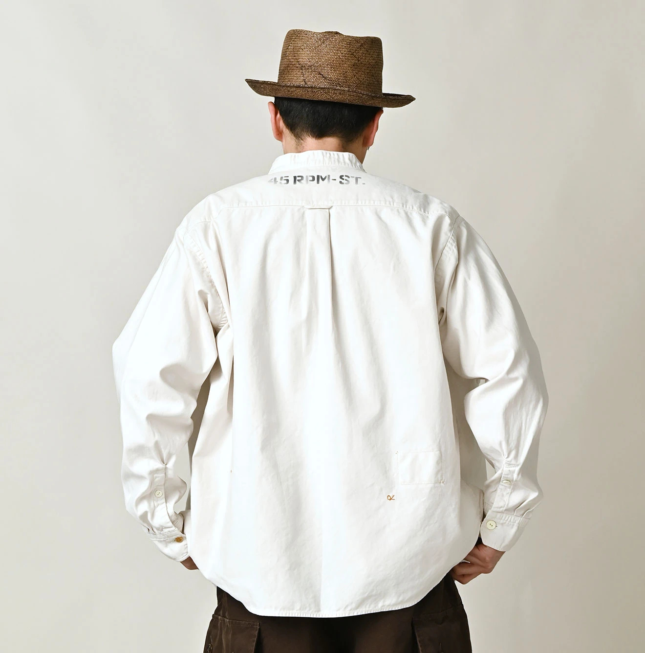 45R(フォーティファイブアール) |薄バックサテンの908ニームシャツ（再び・45RPMプリント）