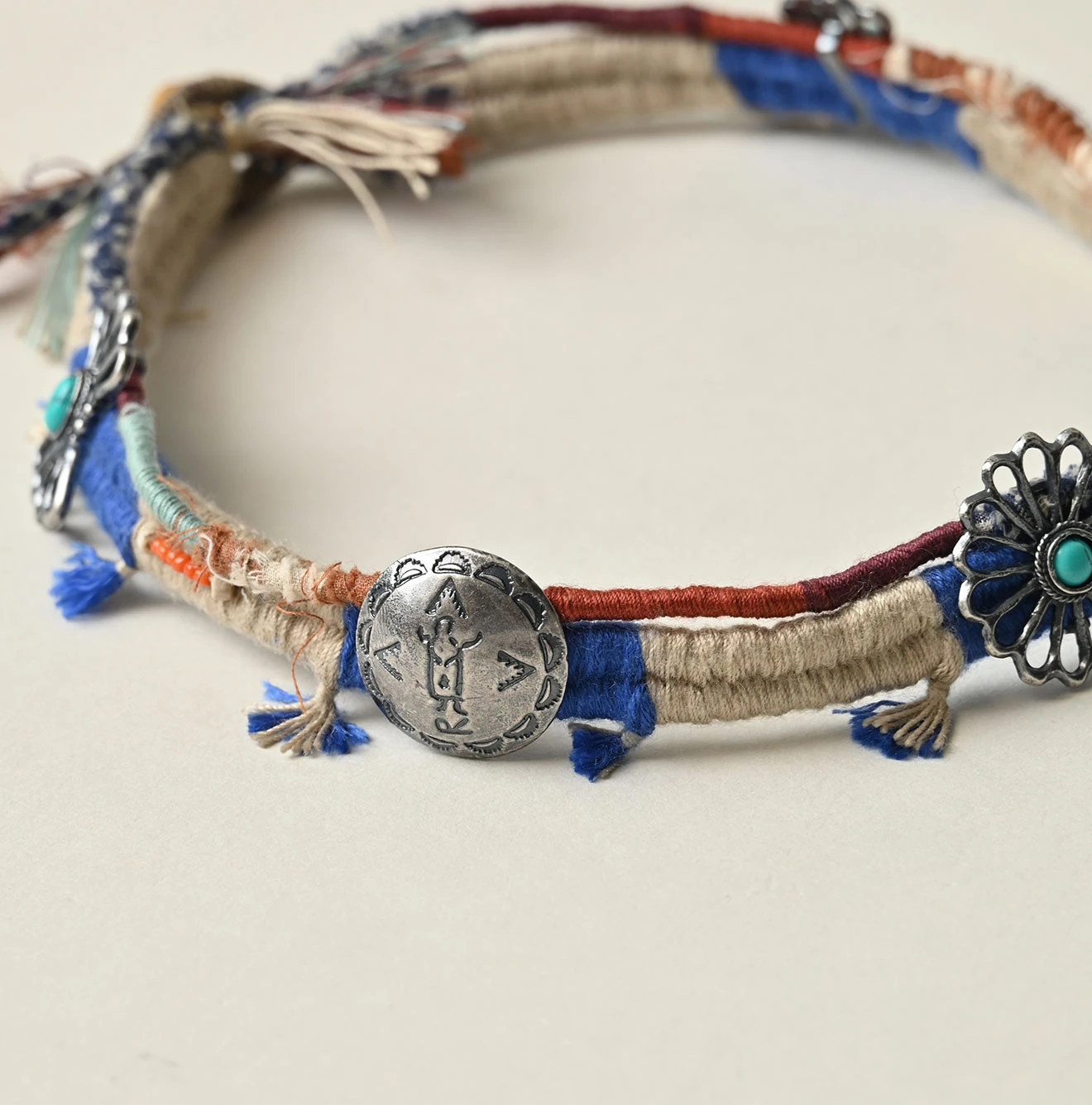 45R(フォーティファイブアール) |くるくるヒッピーチョーカー