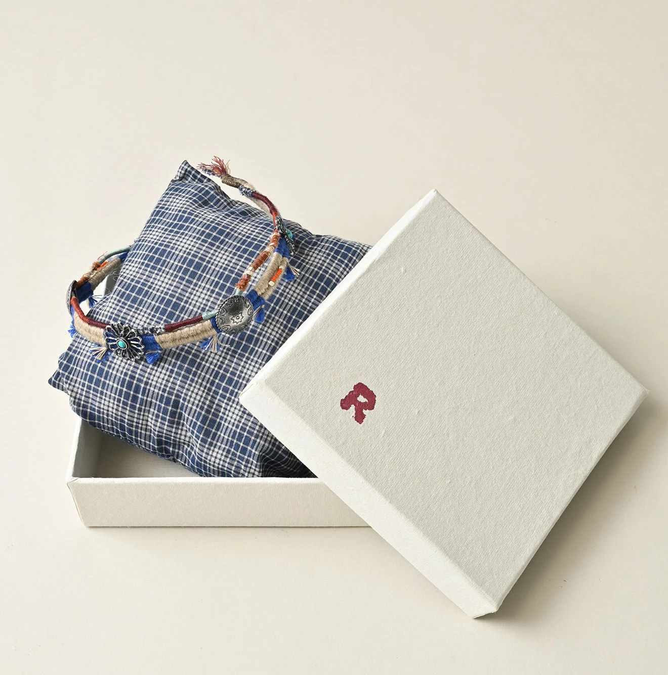 45R(フォーティファイブアール) |くるくるヒッピーチョーカー