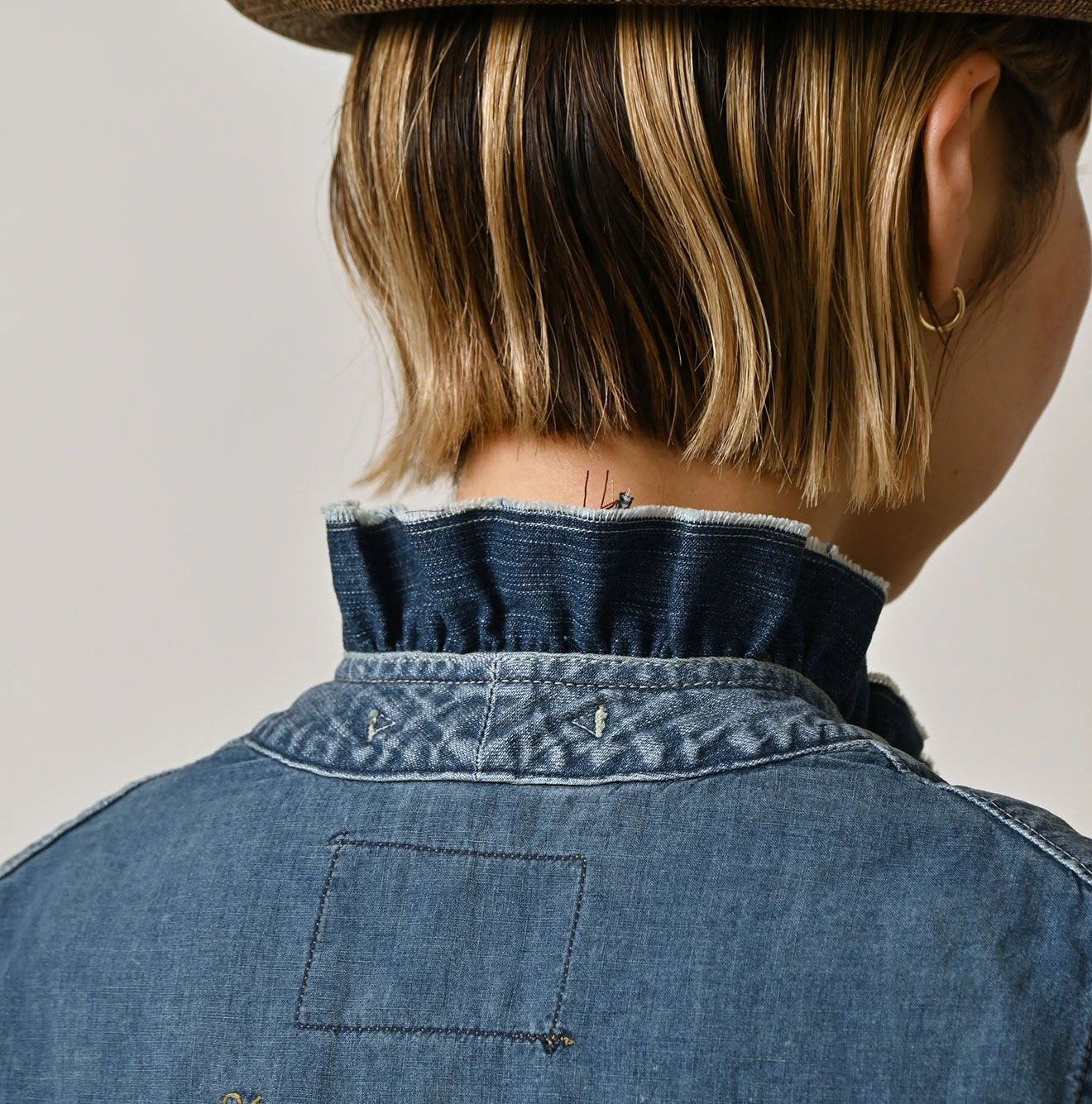 45R(フォーティファイブアール) |麦比古デニムのフリルワークベスト（重）