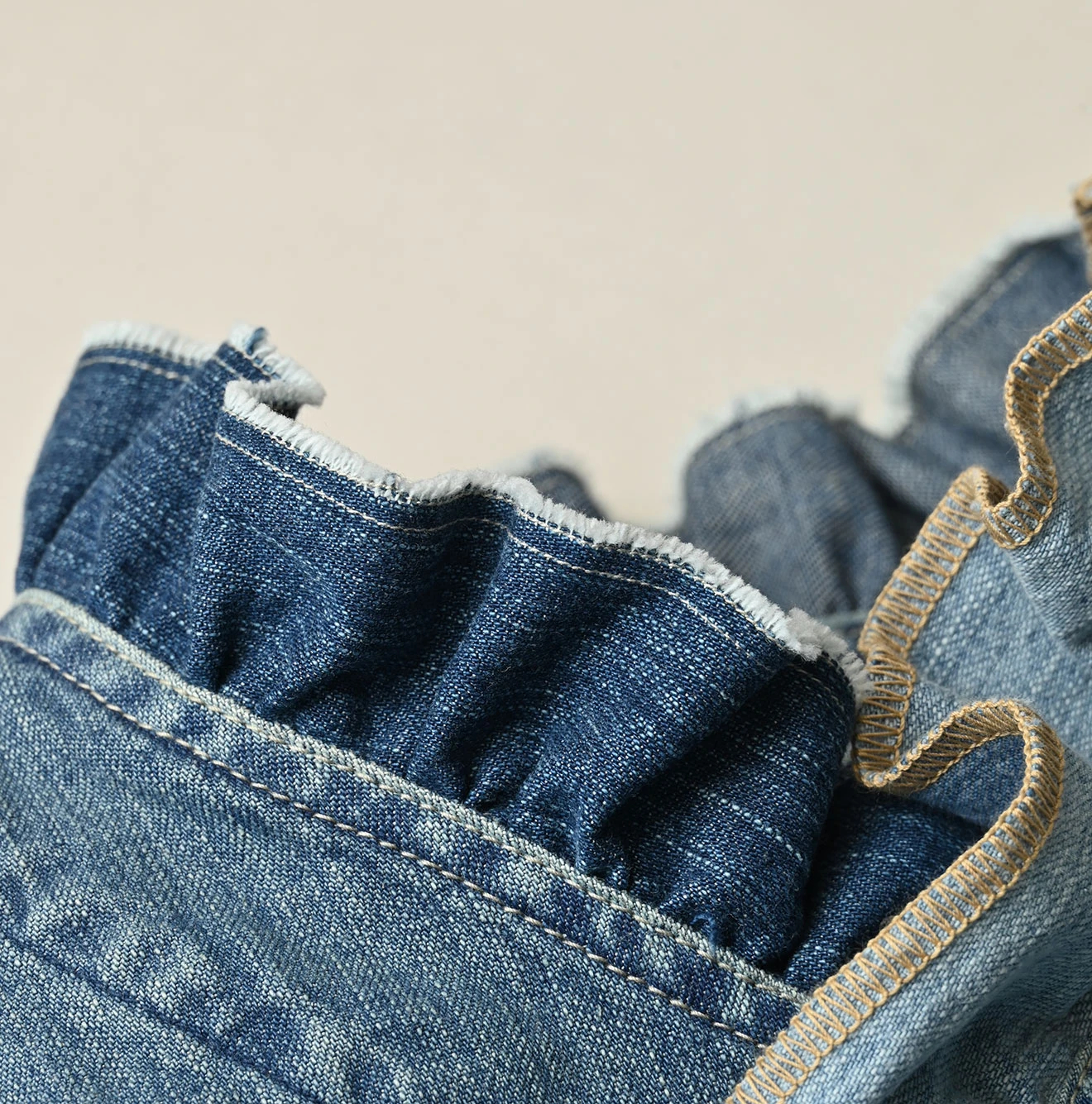 45R(フォーティファイブアール) |麦比古デニムのフリルワークベスト（重）