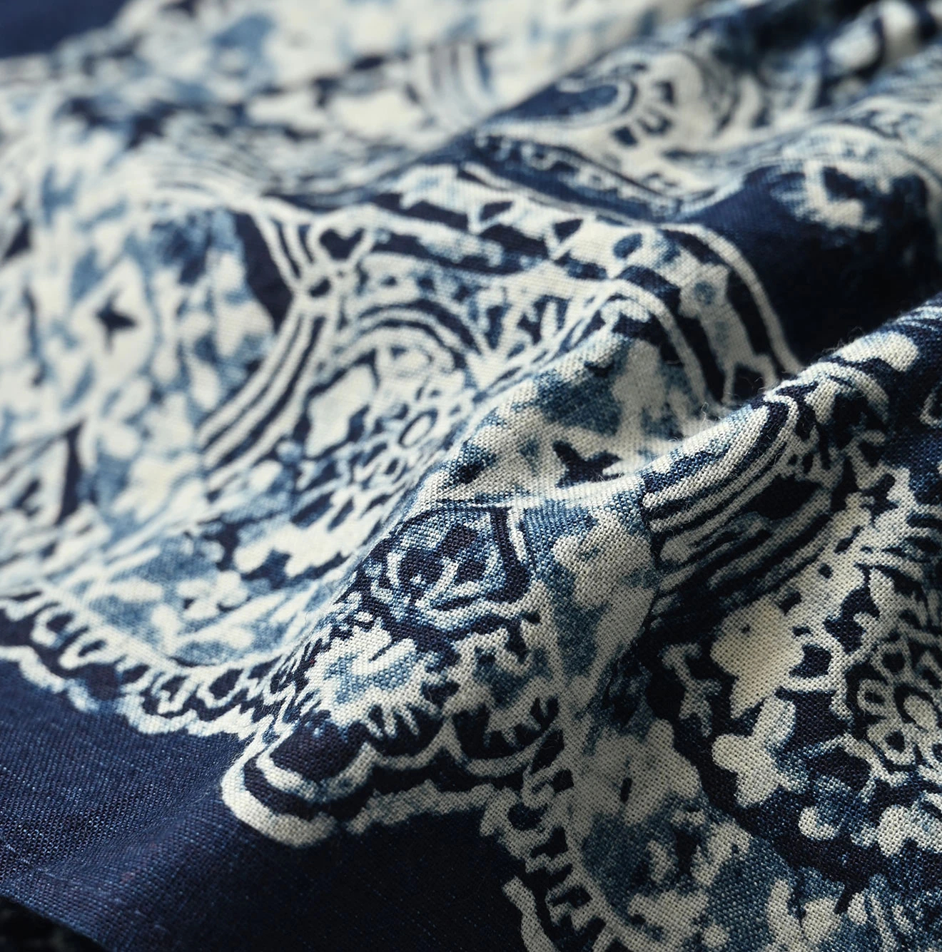 45R(フォーティファイブアール) |バンダナペイズリープリントのタンクブラ（インディゴ）