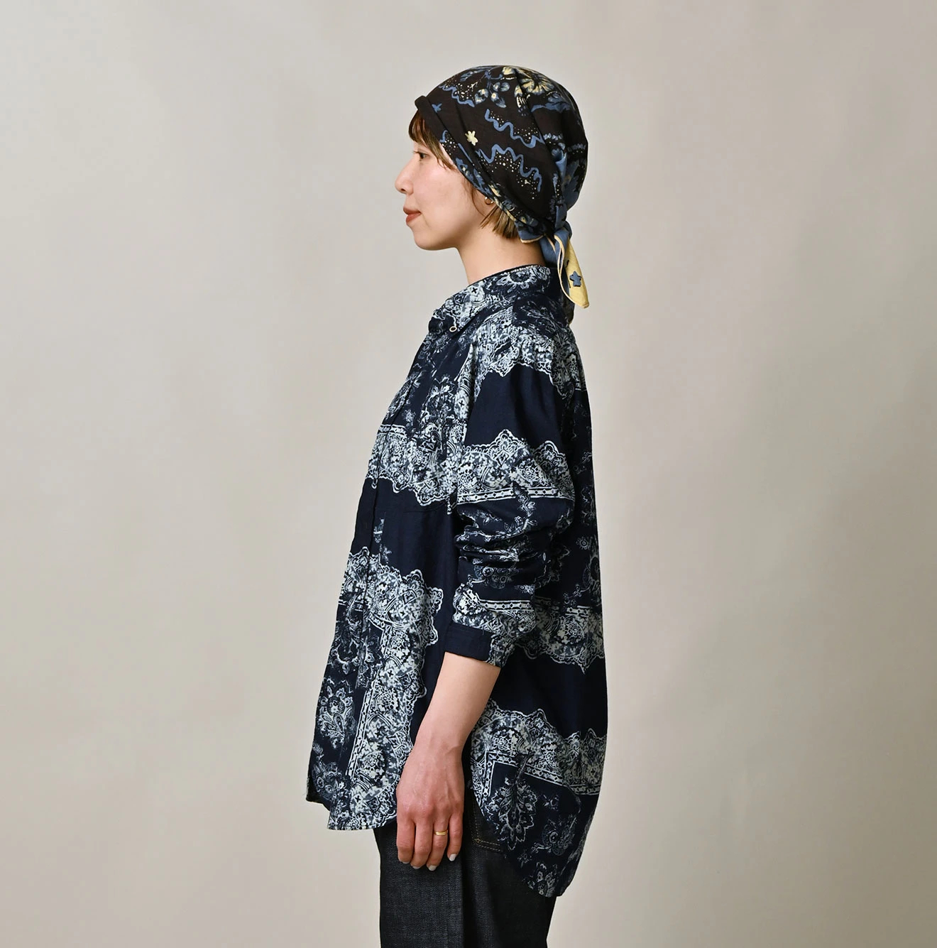 45R(フォーティファイブアール) |インドカディペイズリー更紗プリントの908ローファーシャツ（インディゴ）