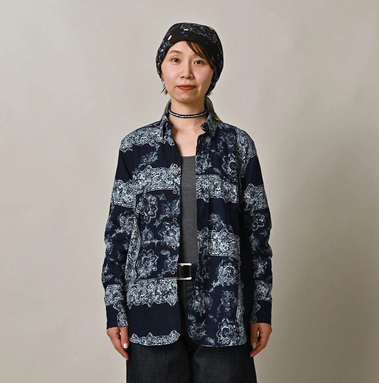 45R(フォーティファイブアール) |インドカディペイズリー更紗プリントの908ローファーシャツ（インディゴ）