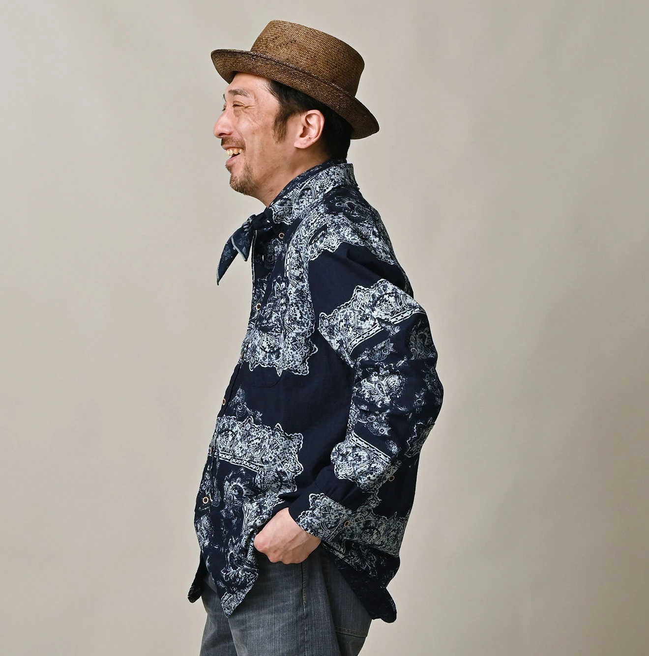 45R(フォーティファイブアール) |インドカディペイズリー更紗プリントの908ローファーシャツ（インディゴ）