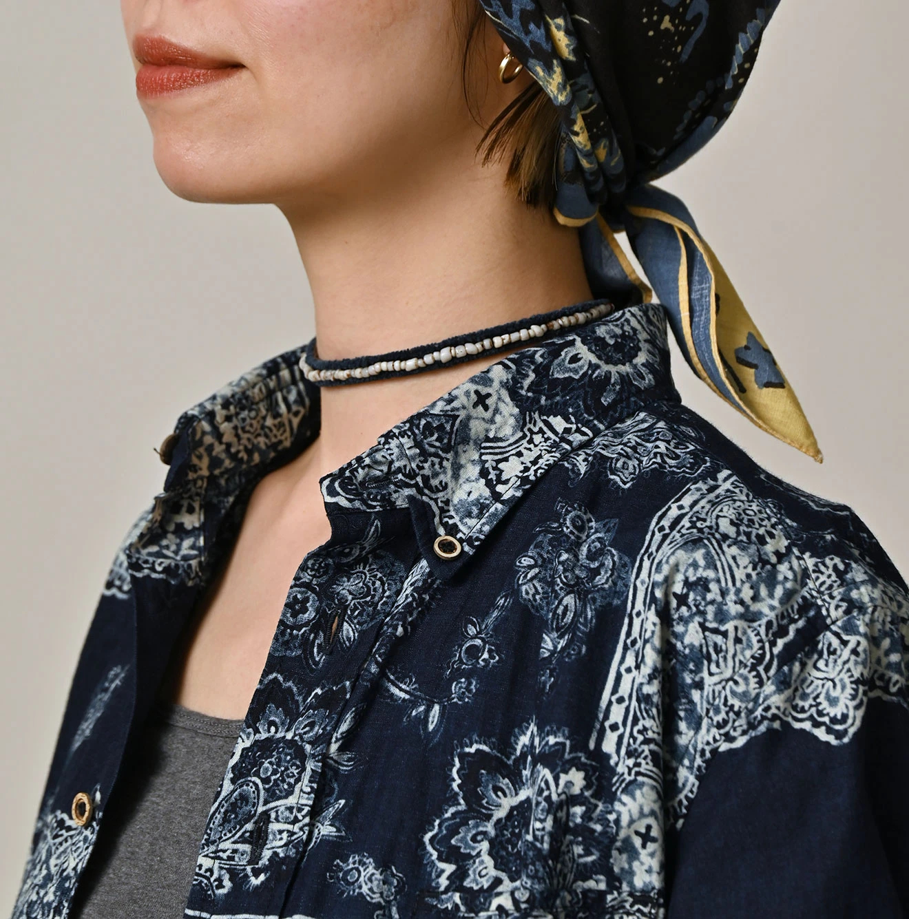 45R(フォーティファイブアール) |インドカディペイズリー更紗プリントの908ローファーシャツ（インディゴ）