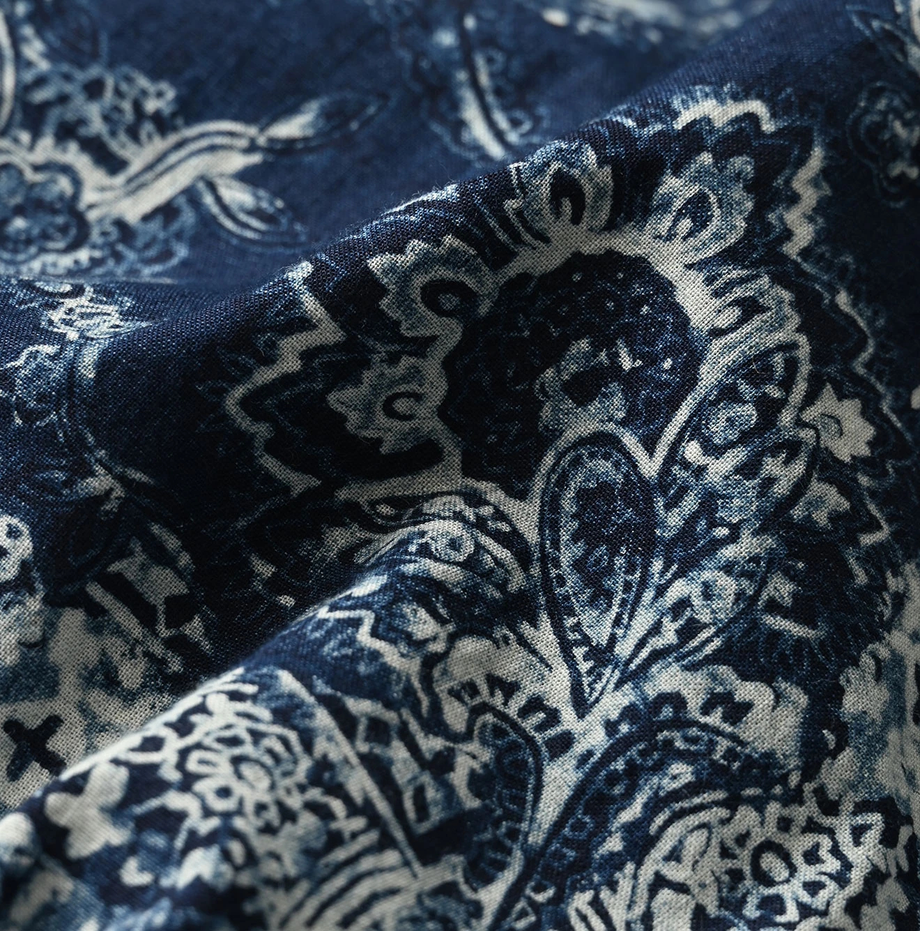 45R(フォーティファイブアール) |インドカディペイズリー更紗プリントの908ローファーシャツ（インディゴ）
