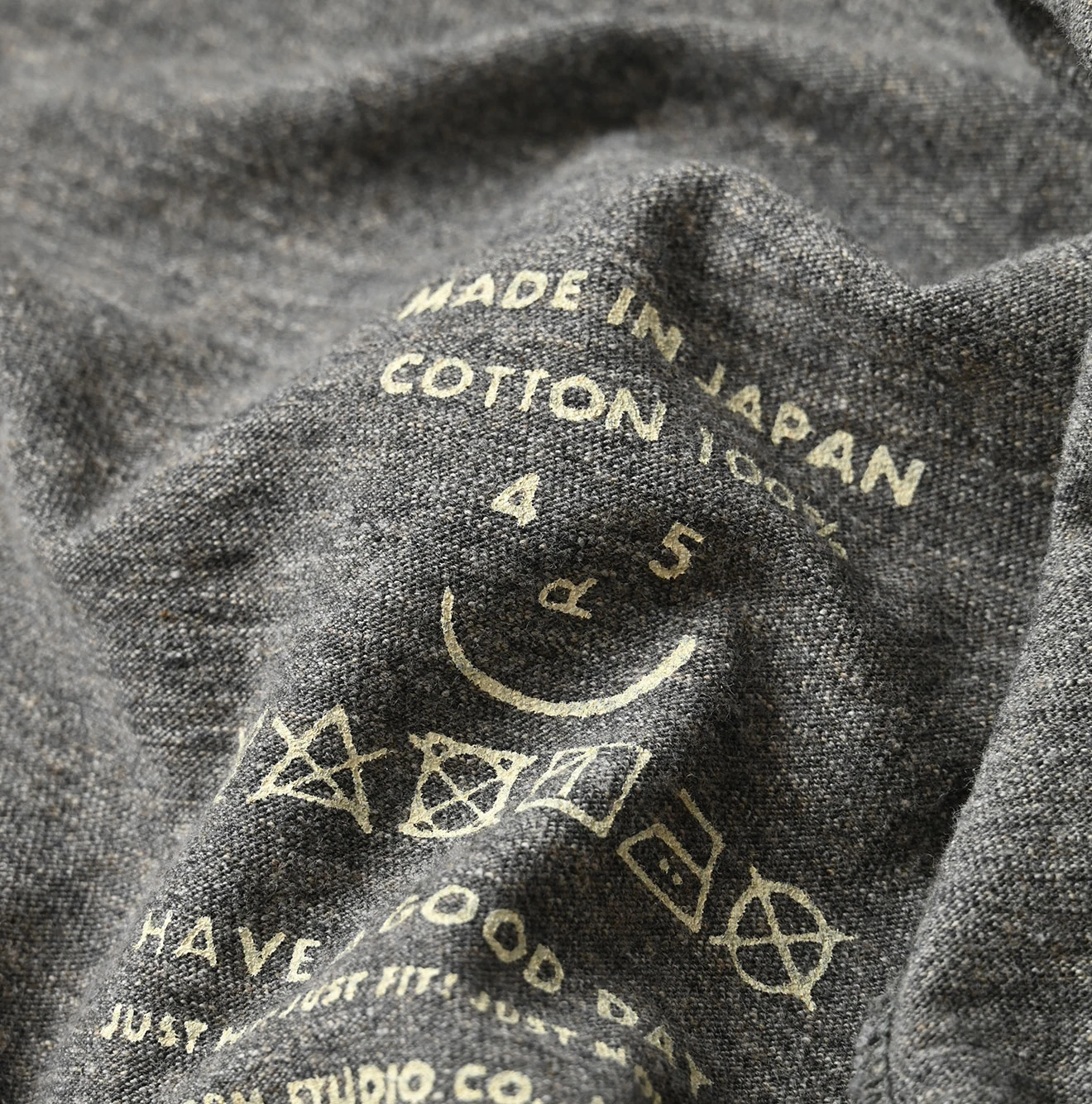 45R/45rpm Ｔシャツ カットソー フォーティーファイブアールピーエム 45R（フォーティファイブアール）| ナスッピー刺繍の908Tシャツ Short