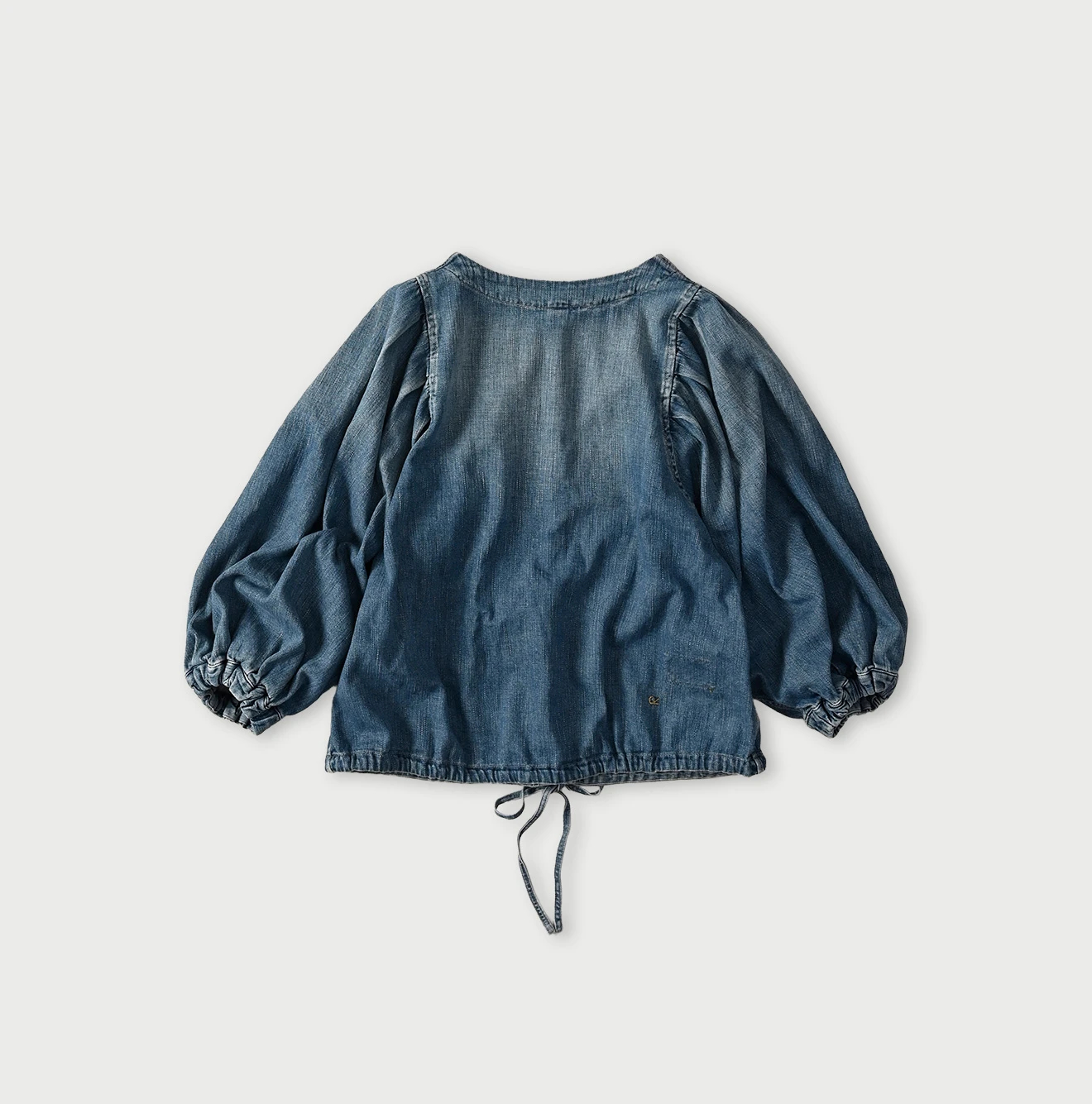 45R(フォーティファイブアール) |45プチデニムのパフブラウス（加工）