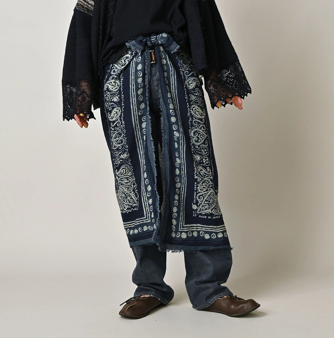 45R(フォーティファイブアール) |スーピマ綾のボタニカル風呂敷（インディゴ）