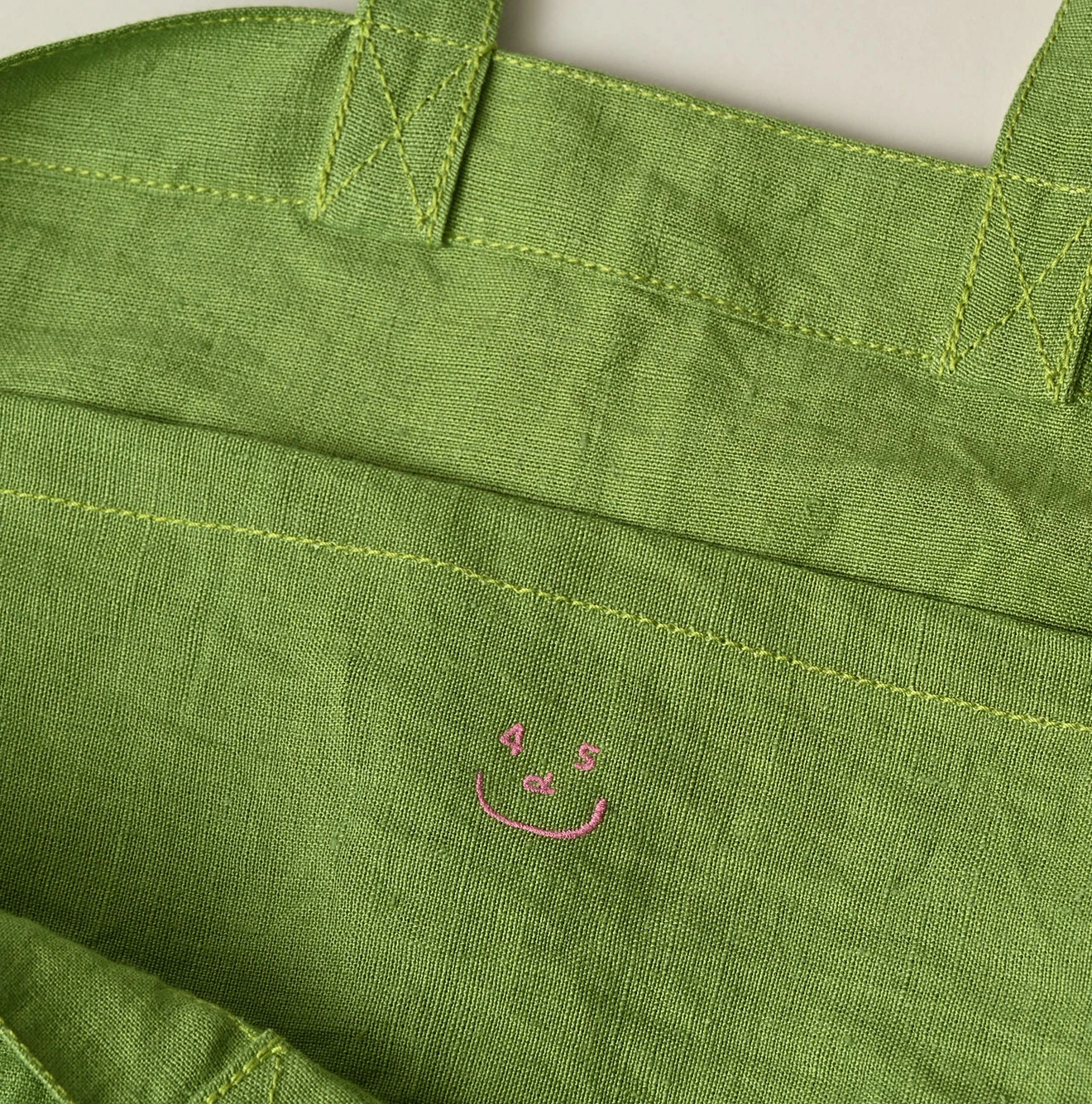 45R(フォーティファイブアール) |インドリネンナスッピー君プリントの45星トート（大）